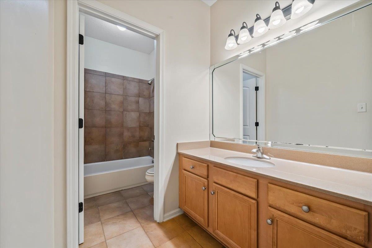 428 Greywood Ln Property Photo 34