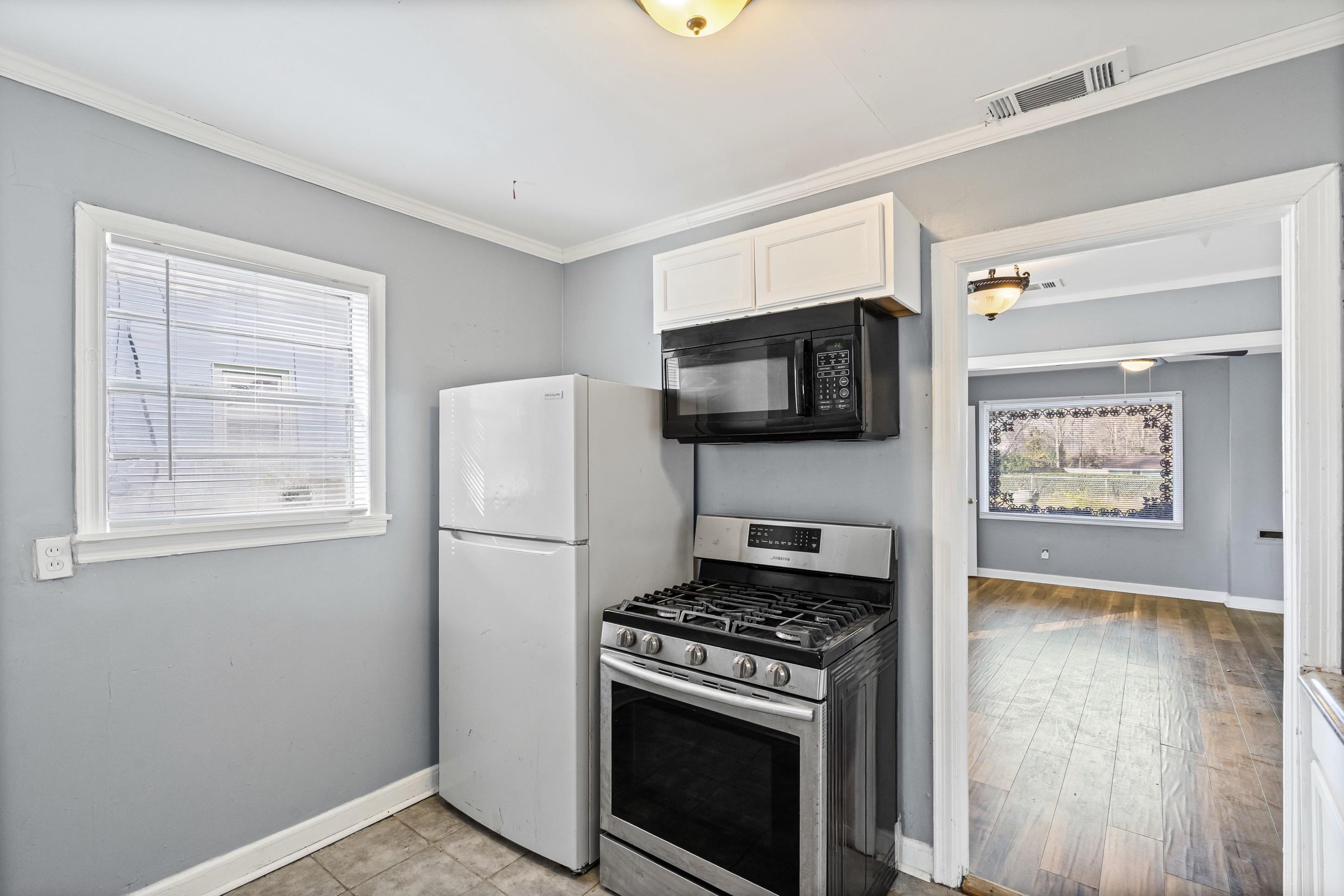 1848 Wynton St Property Photo 10