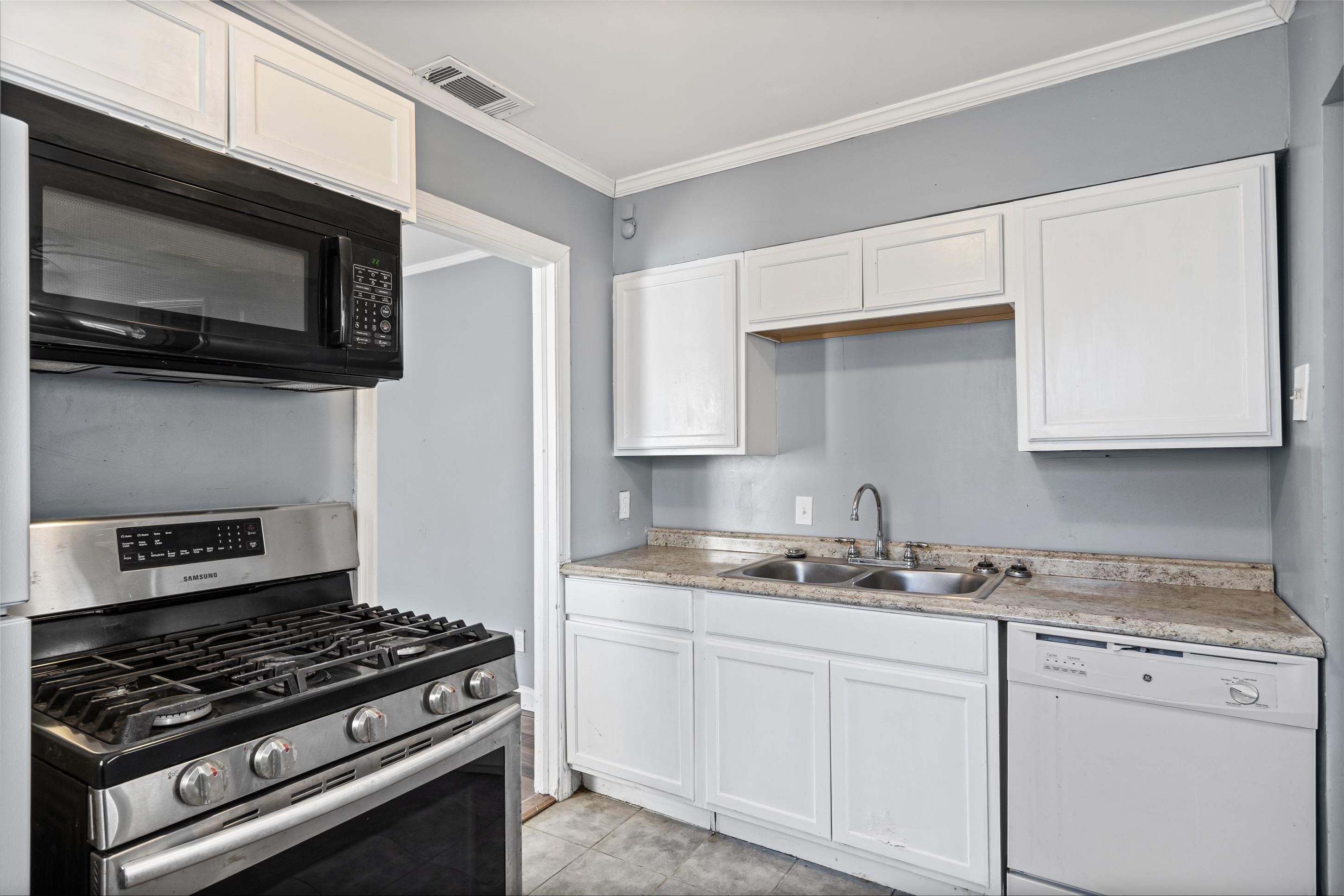 1848 Wynton St Property Photo 11