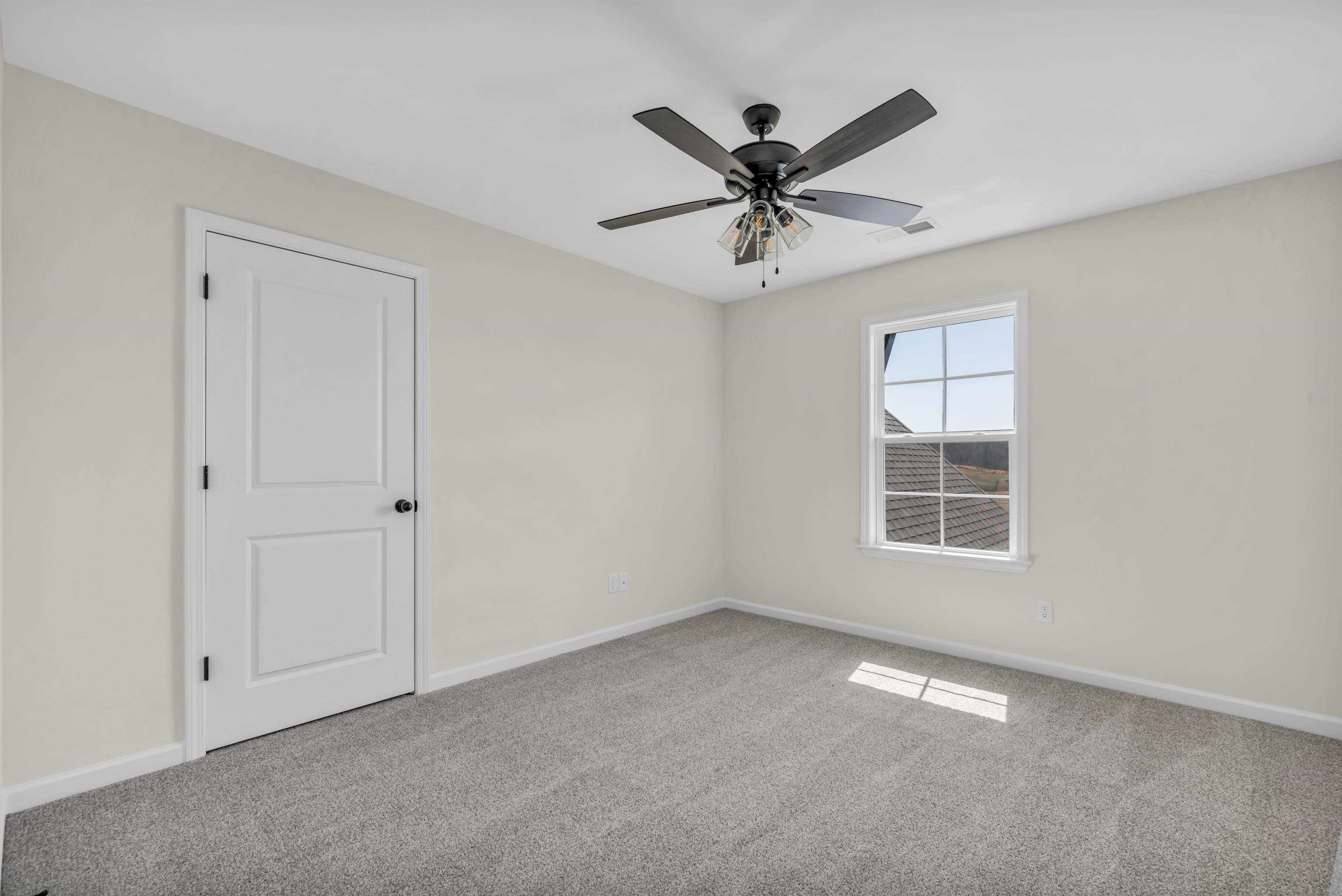 6301 Bevan Lake Dr Property Photo 33