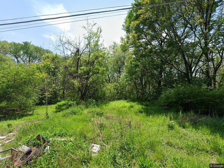 268 W MCKELLAR AVE Property Photo 1