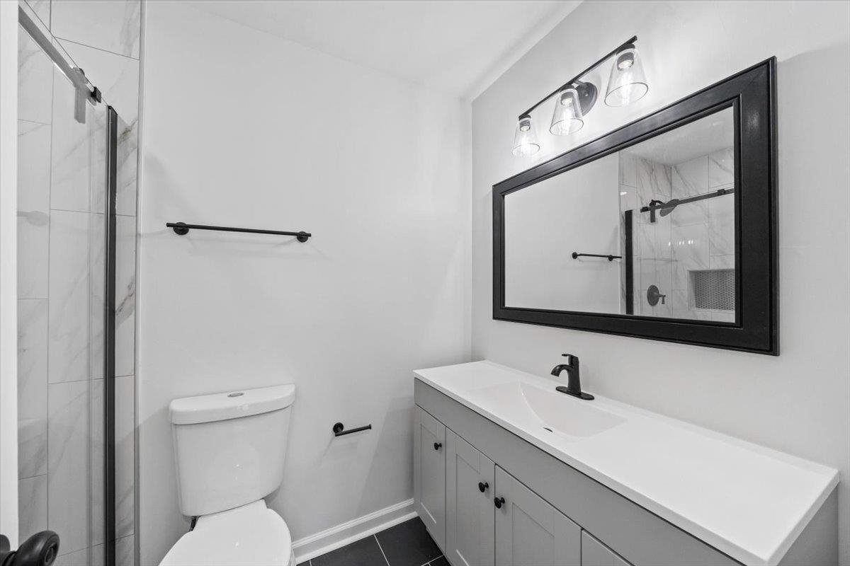 5432 Gatehouse Dr 5432 Property Photo 17