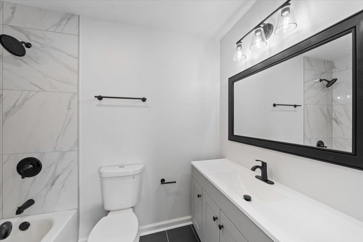 5432 Gatehouse Dr 5432 Property Photo 20