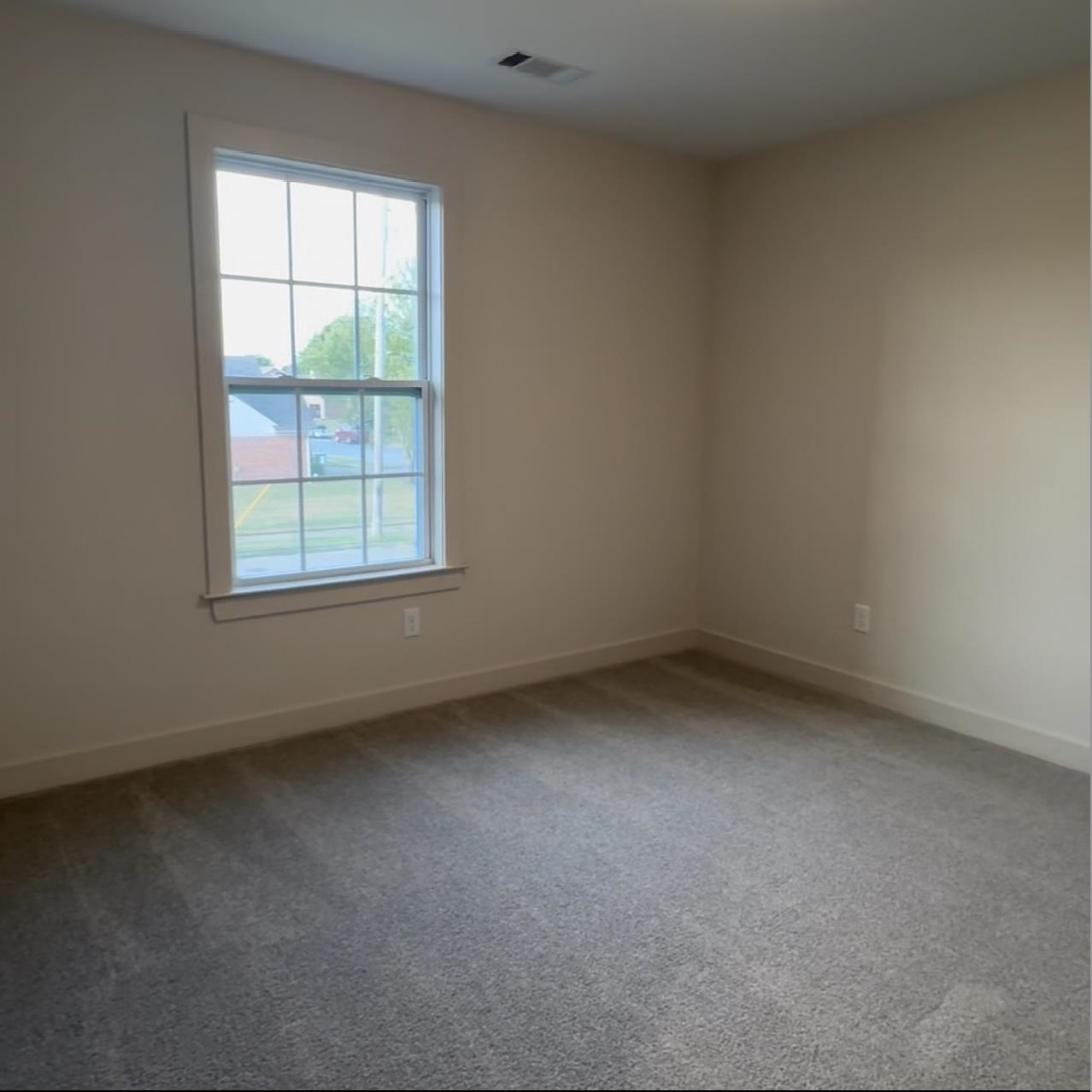 5054 Summers Rd Property Photo 13