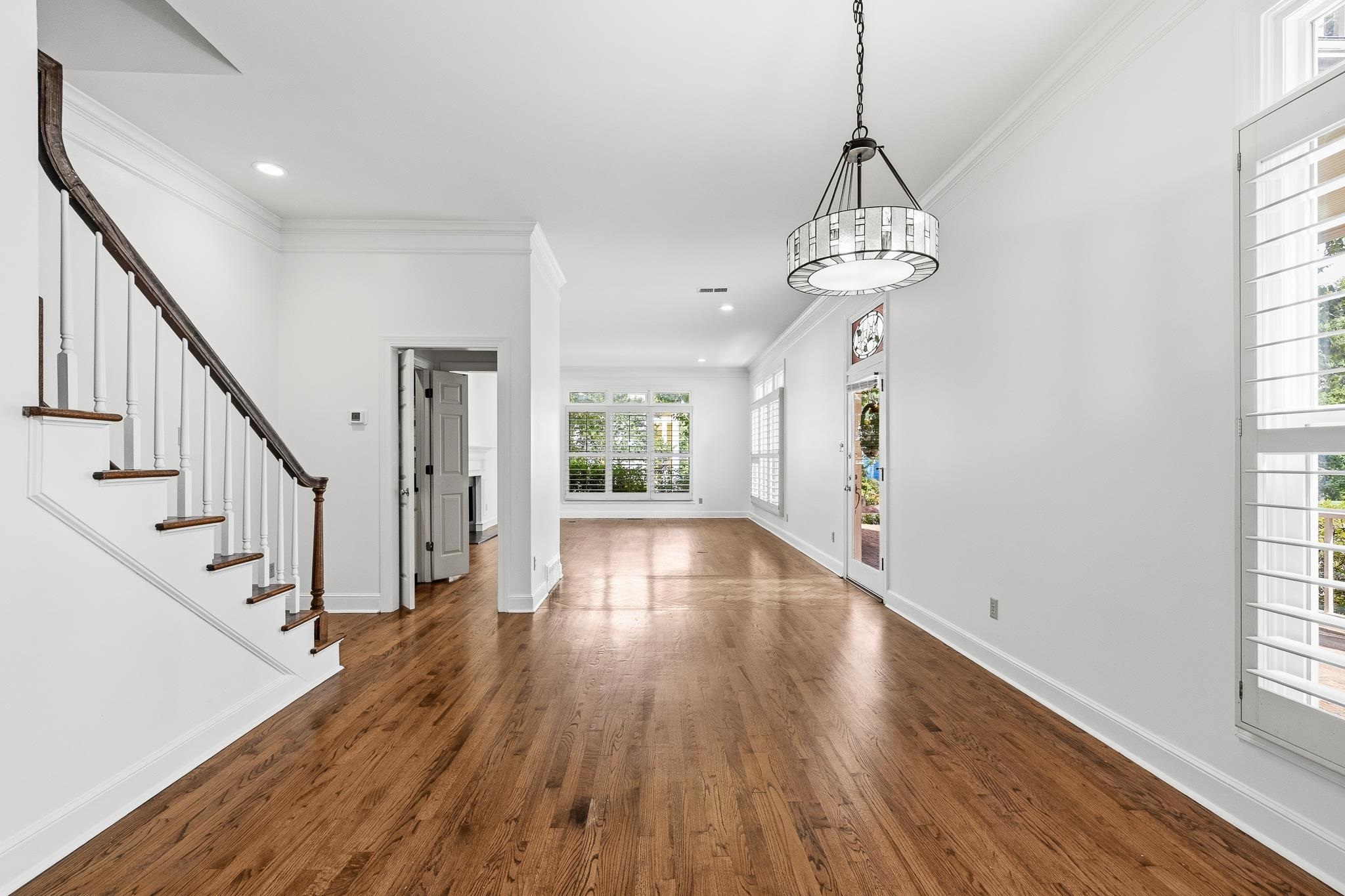 789 Harbor Isle Cir E Property Photo 6