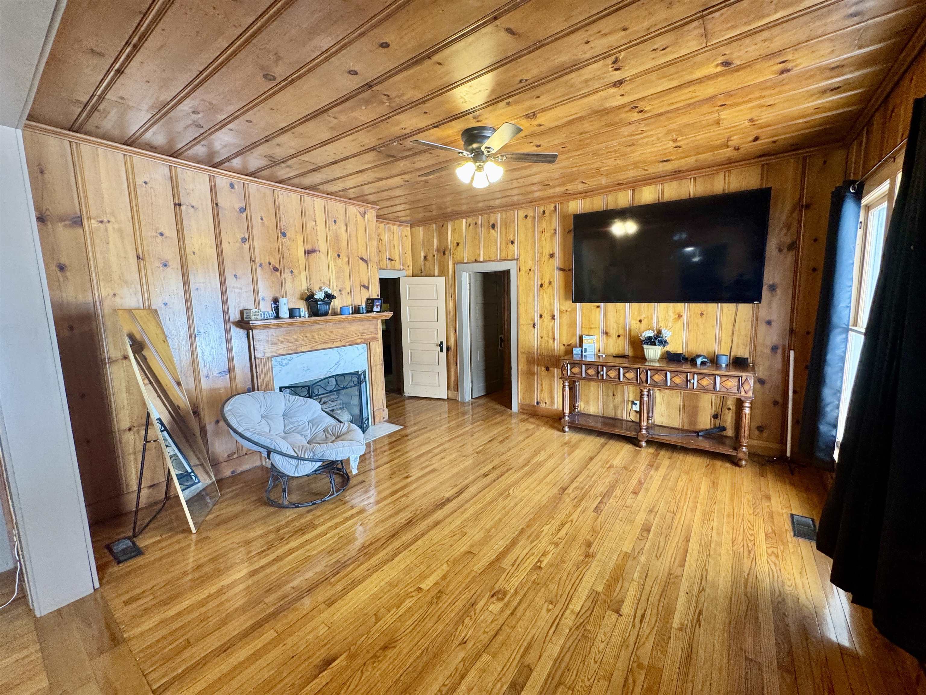 243 East End St Property Photo 4
