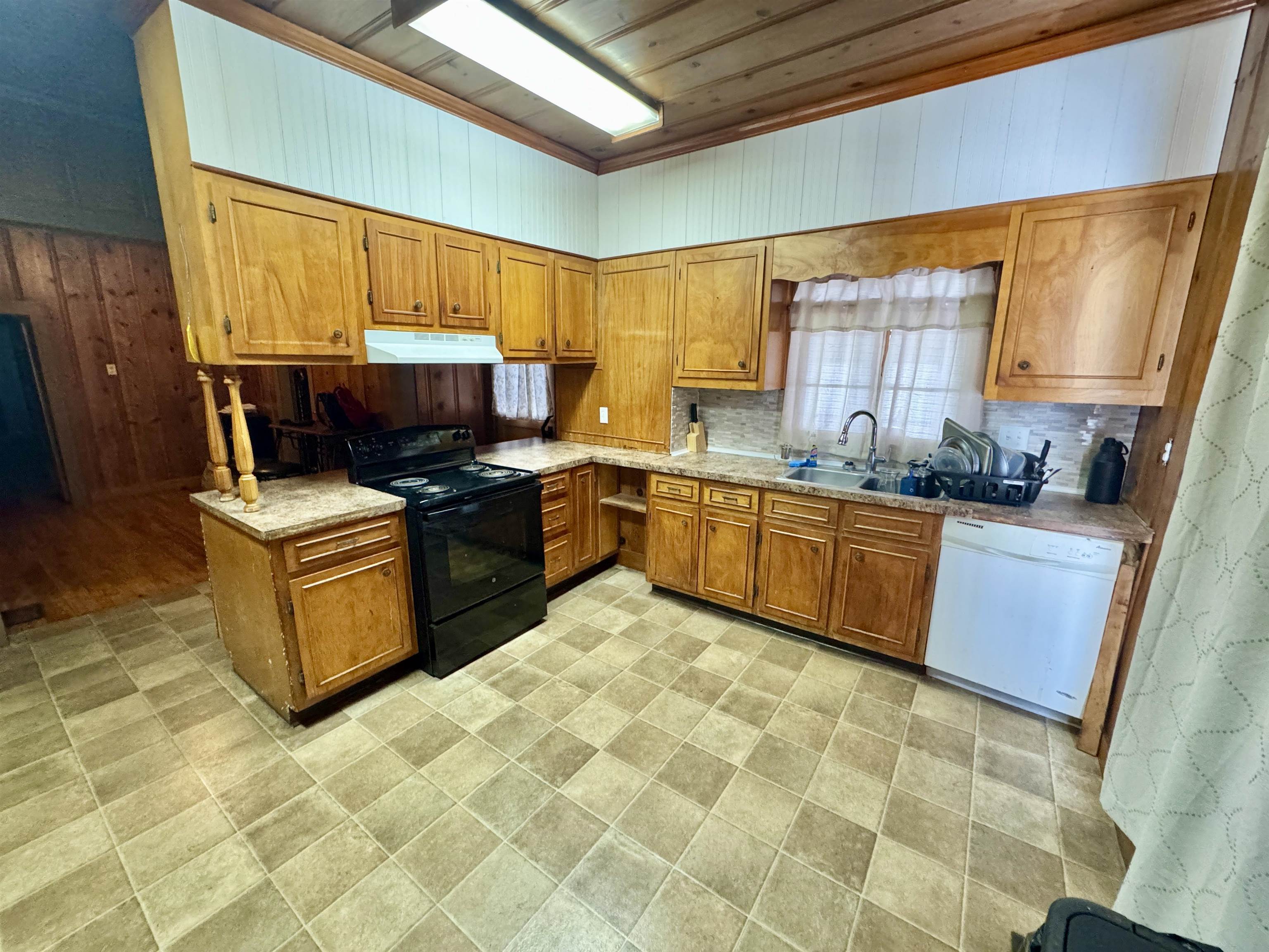 243 East End St Property Photo 6