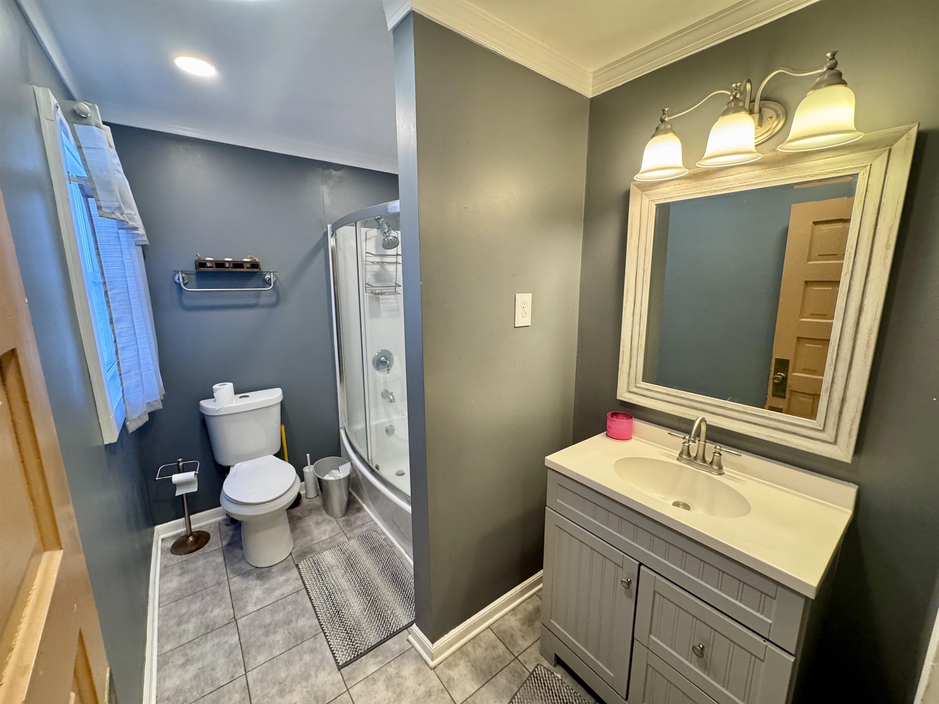 243 East End St Property Photo 8