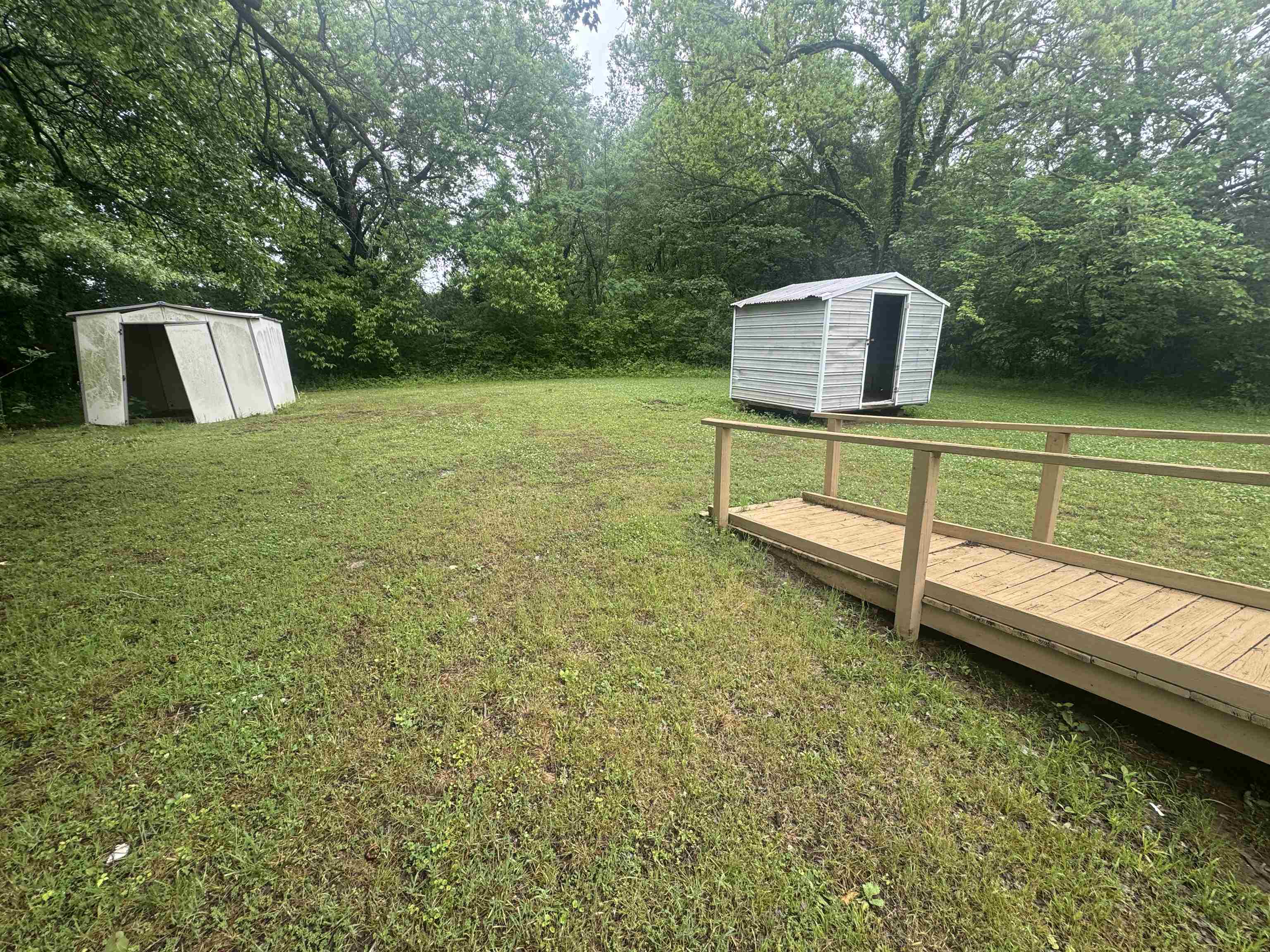 3762 Berry Ln Property Photo 5