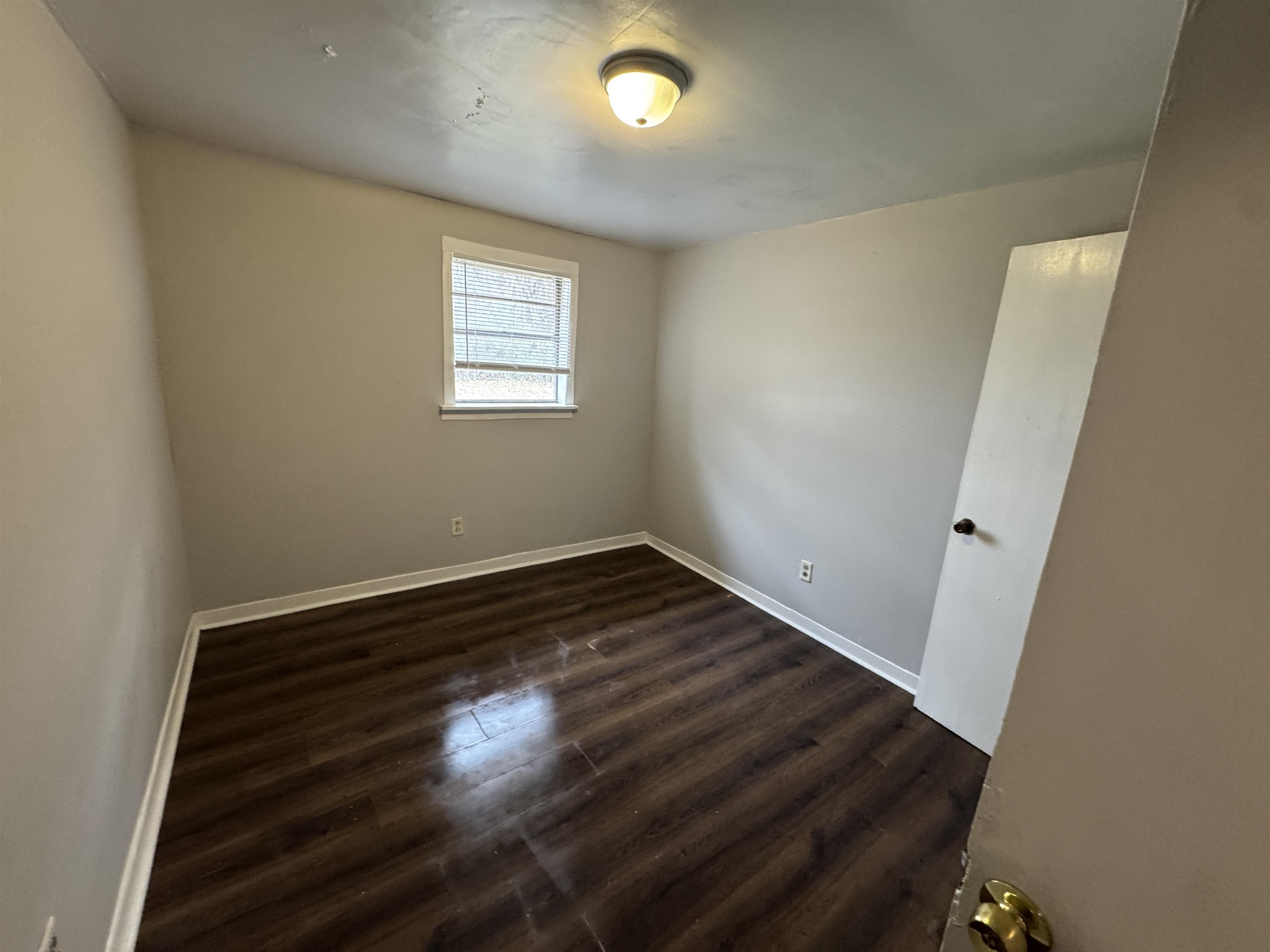 3762 Berry Ln Property Photo 8