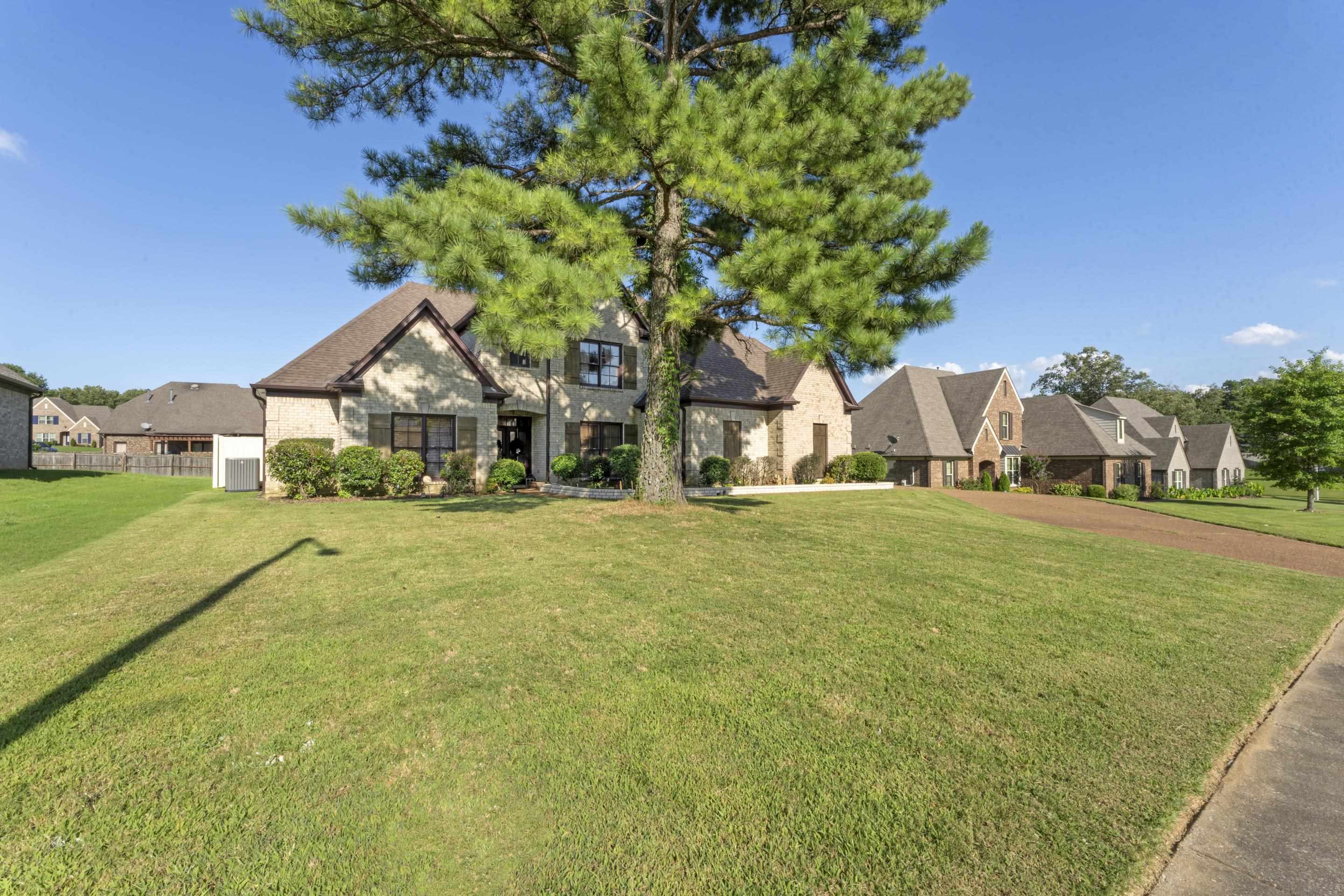4852 Shira Dr Property Photo 5