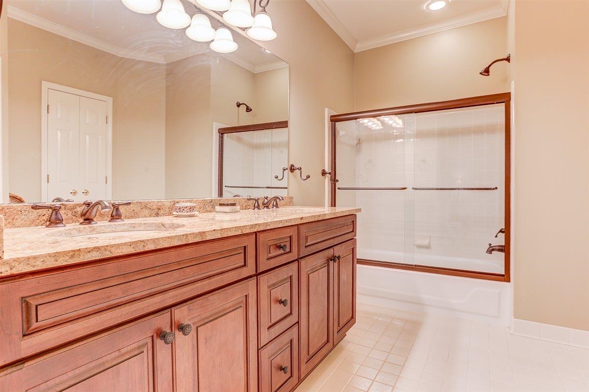 6667 Rue Beaumonde Dr Property Photo 22