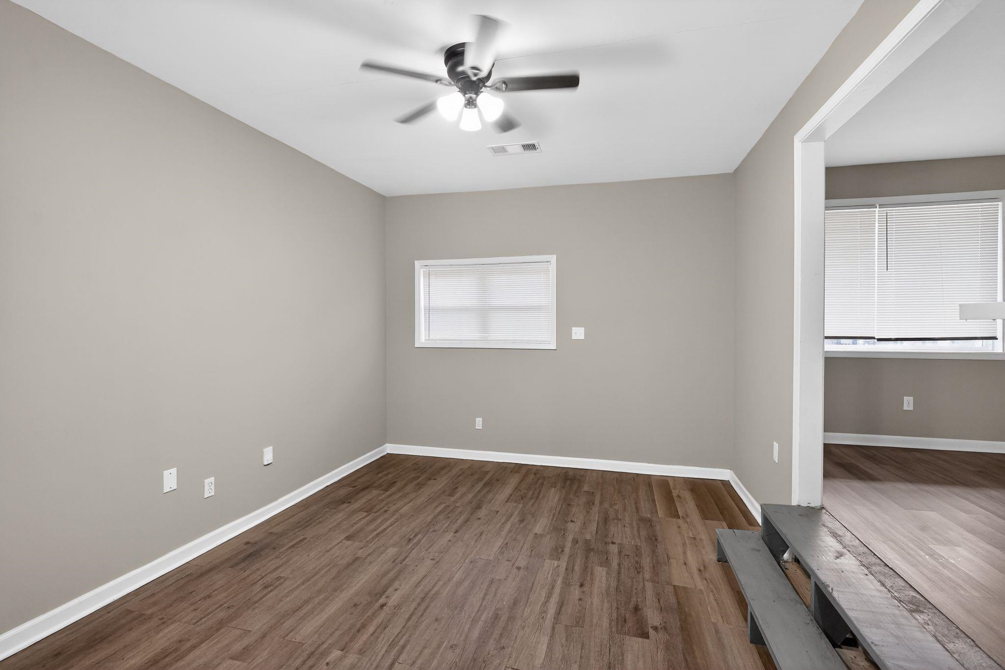 748 Western Park Dr Property Photo 11