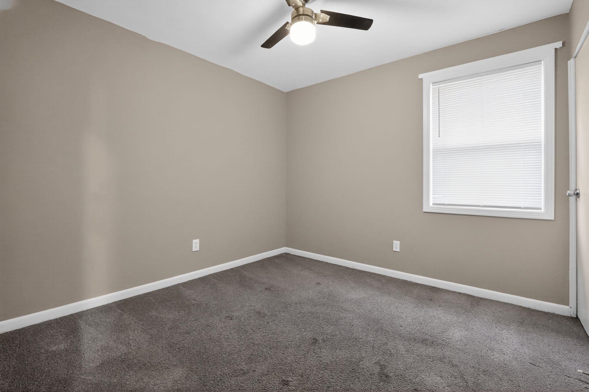 748 Western Park Dr Property Photo 14