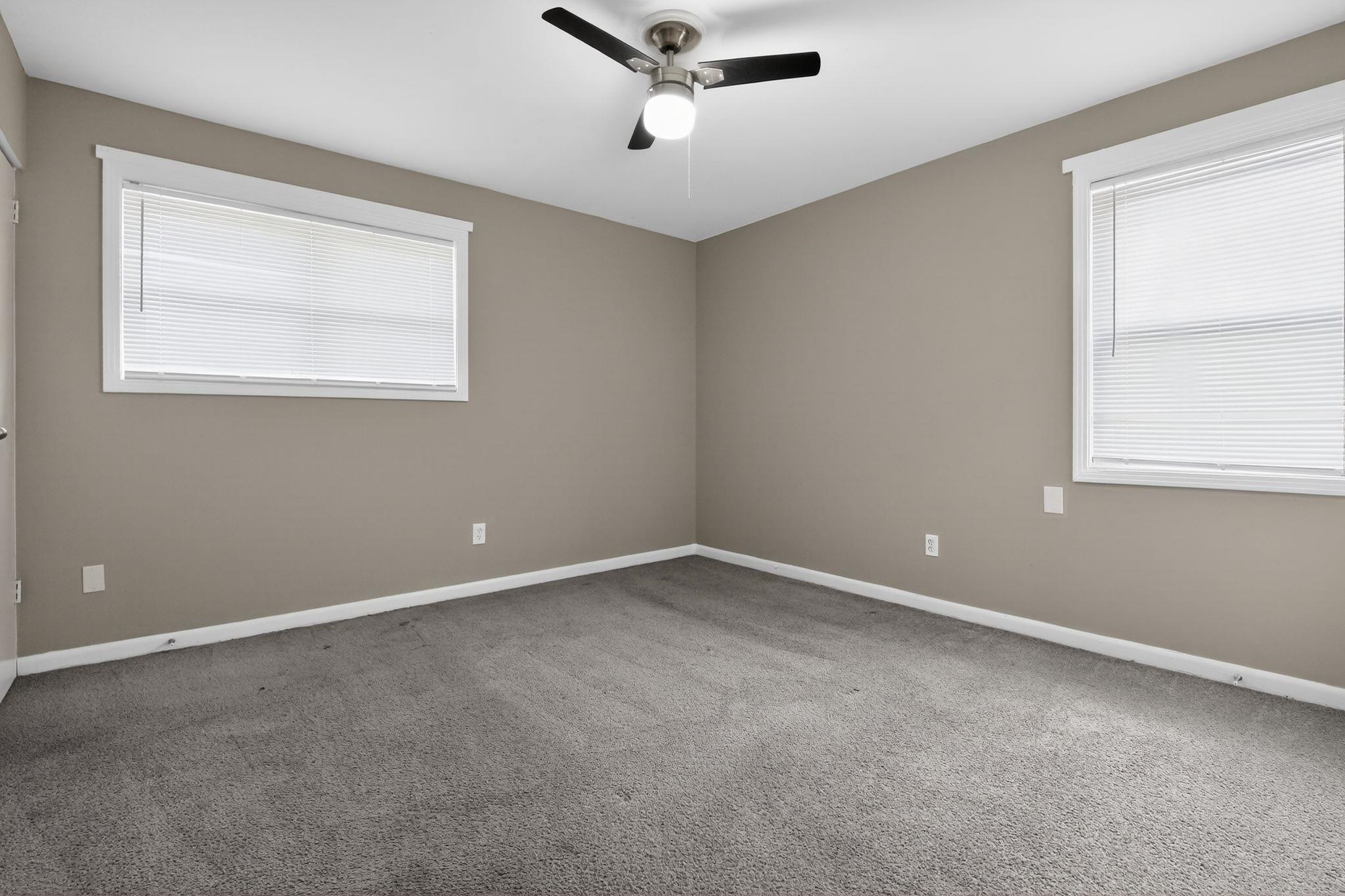 748 Western Park Dr Property Photo 16