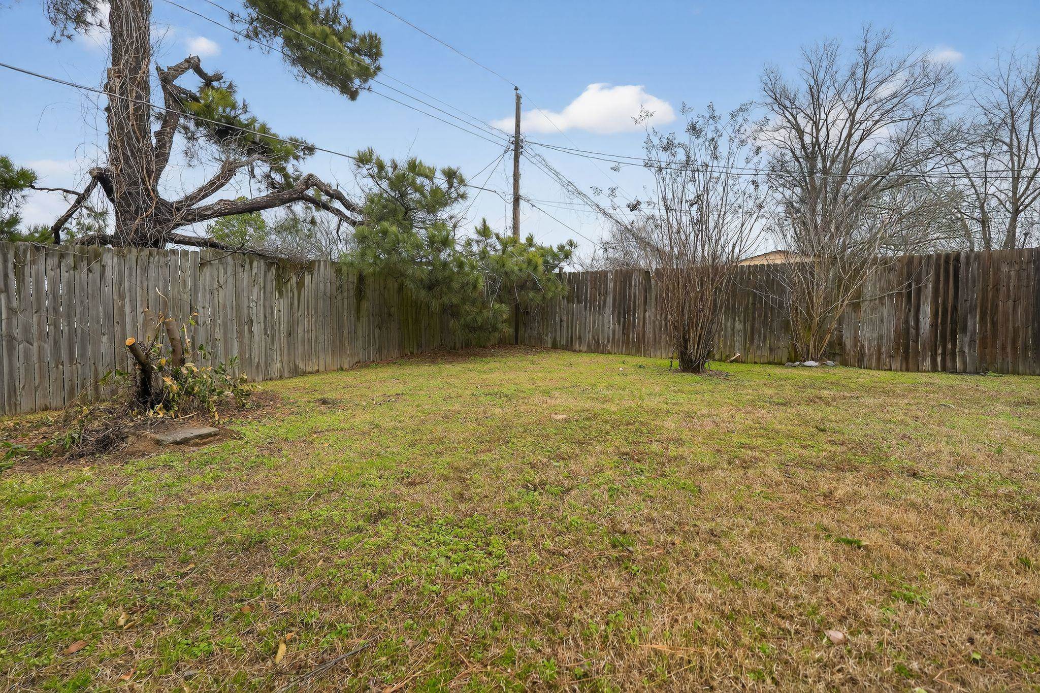 748 Western Park Dr Property Photo 29