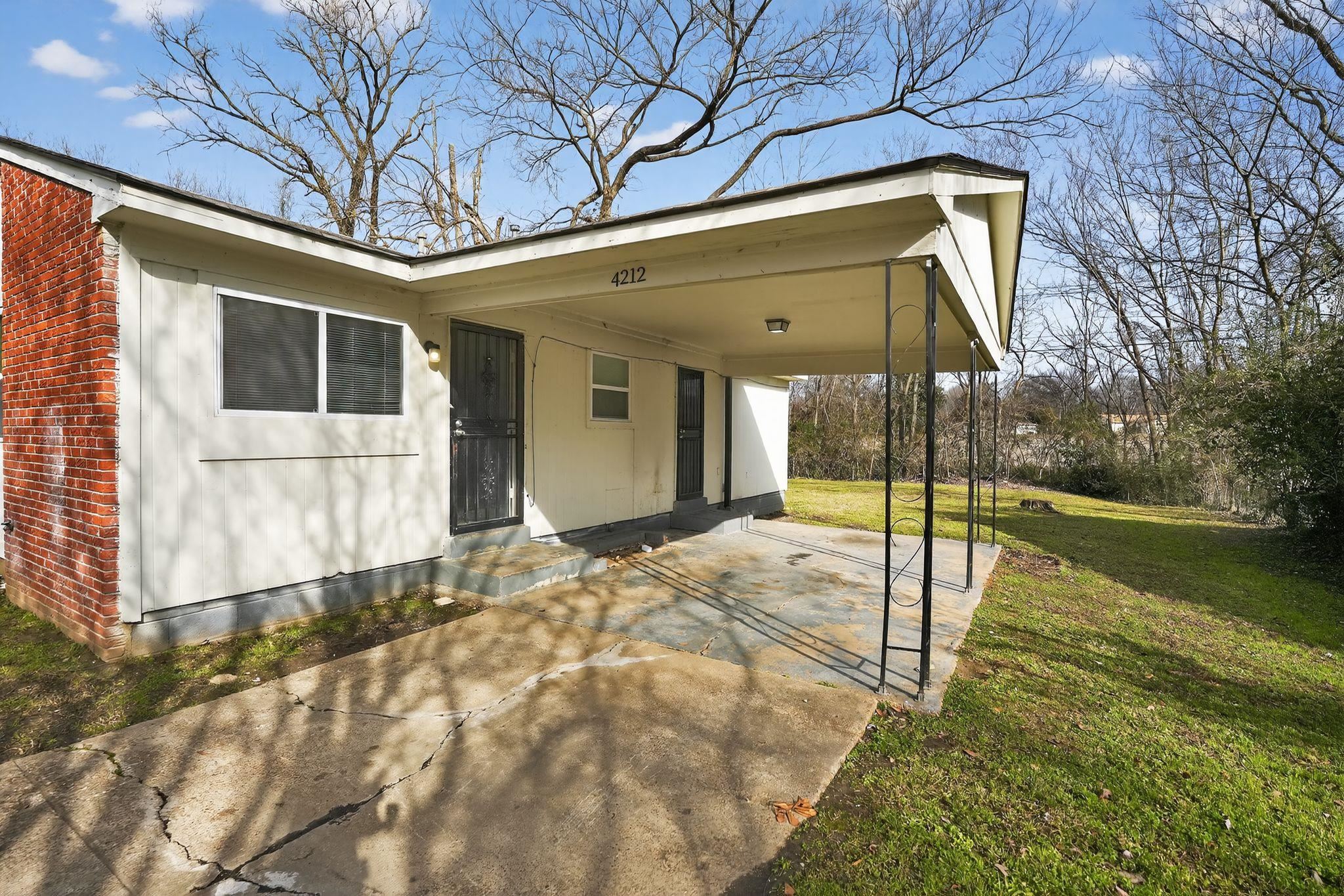 4212 Falcon Dr Property Photo 1