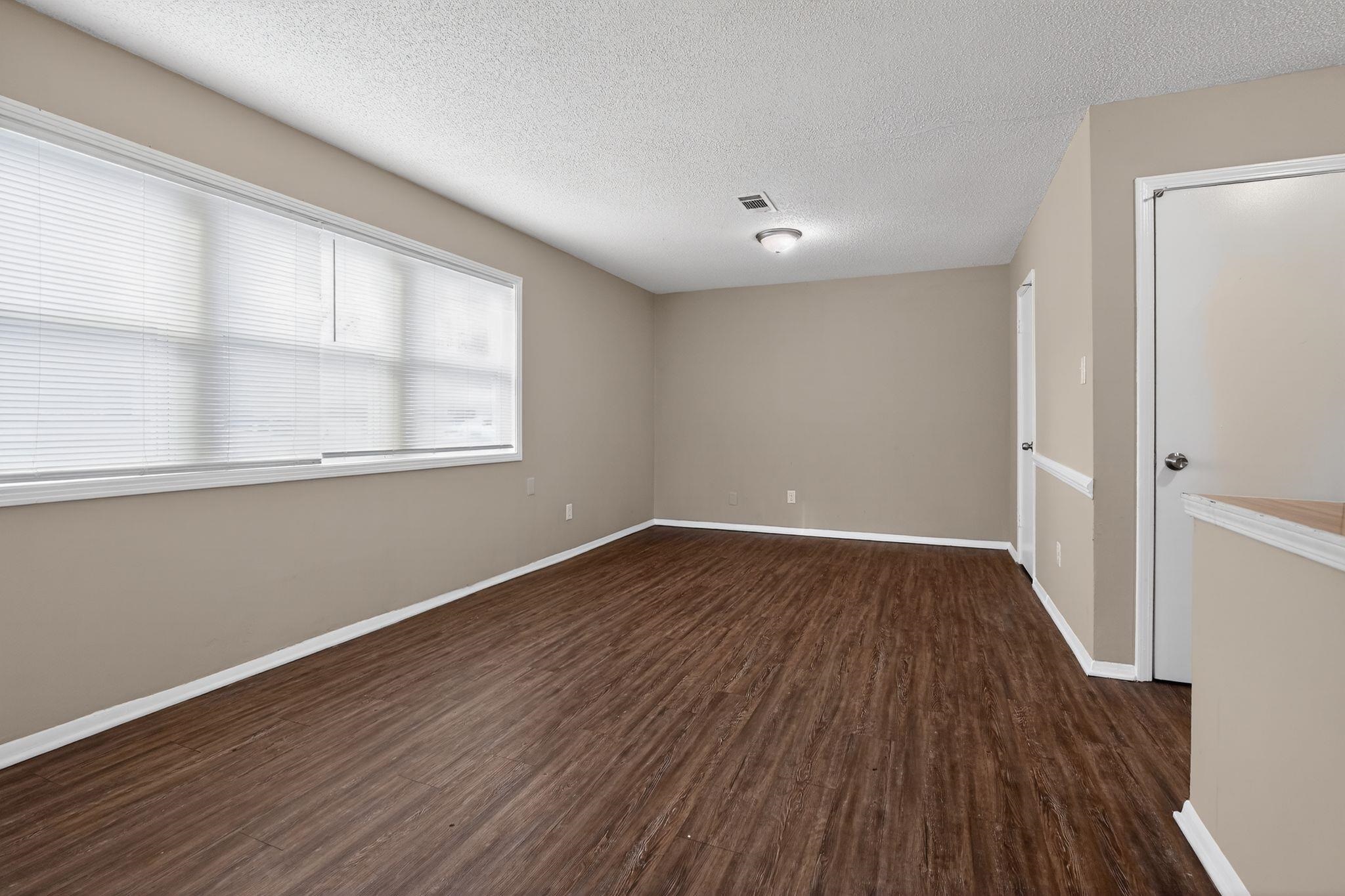 4212 Falcon Dr Property Photo 7