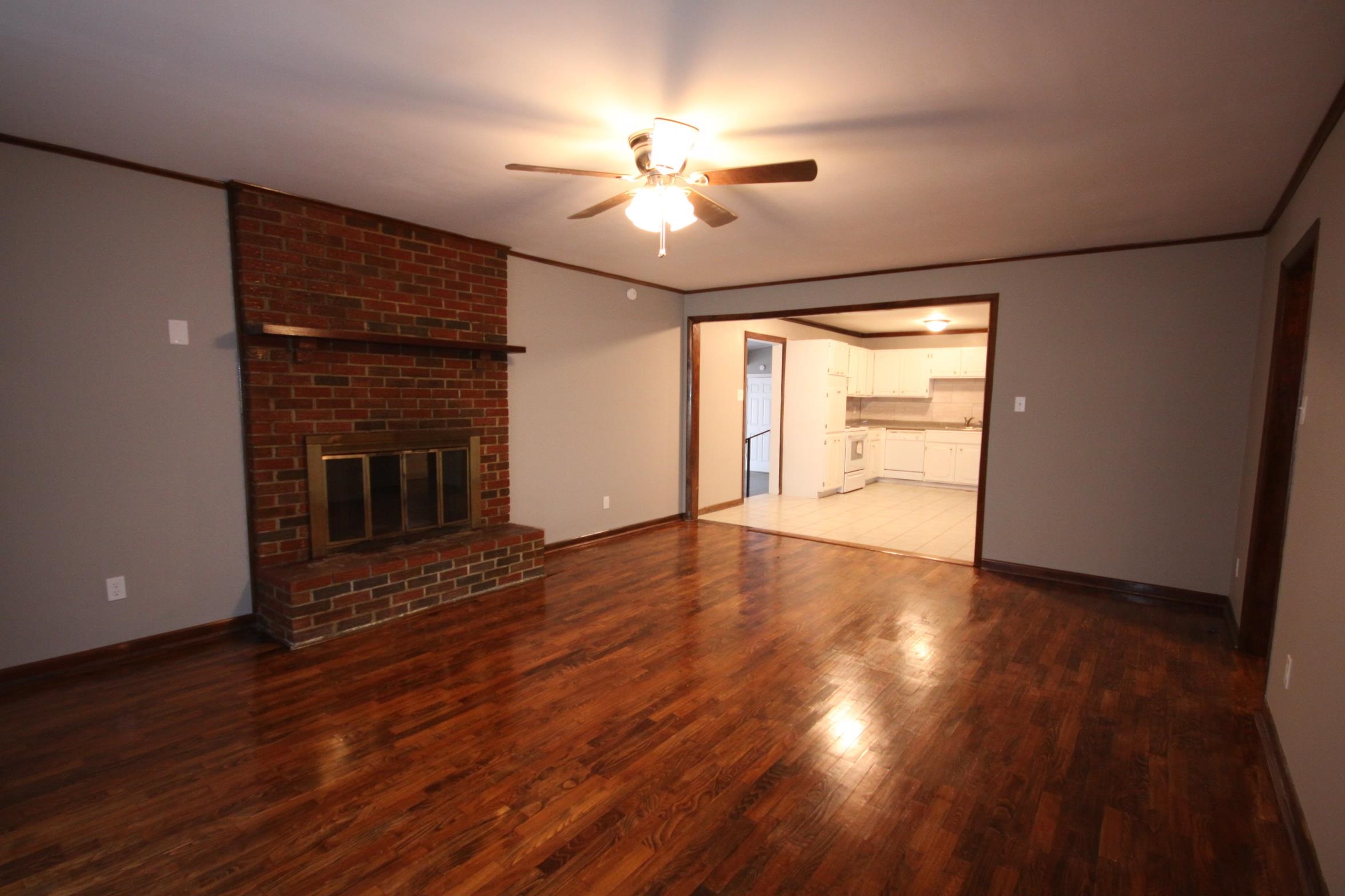 2780 Elmore Park Rd Property Photo 2
