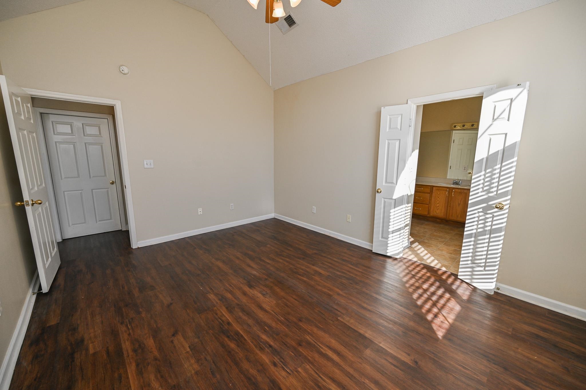 1616 Sawmill Creek Ln Property Photo 12