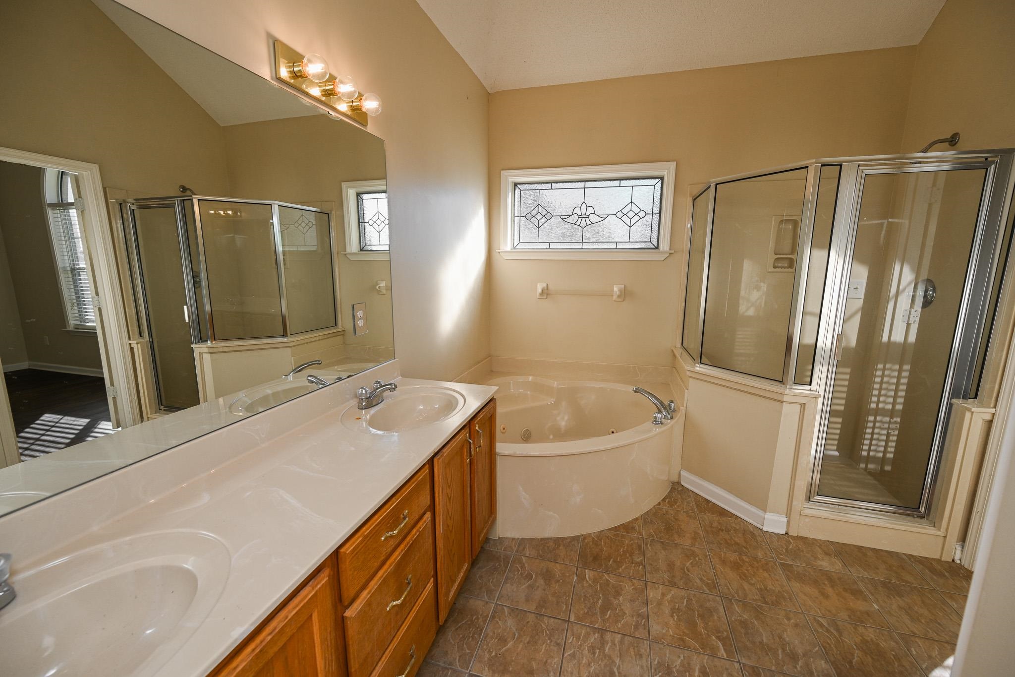 1616 Sawmill Creek Ln Property Photo 13