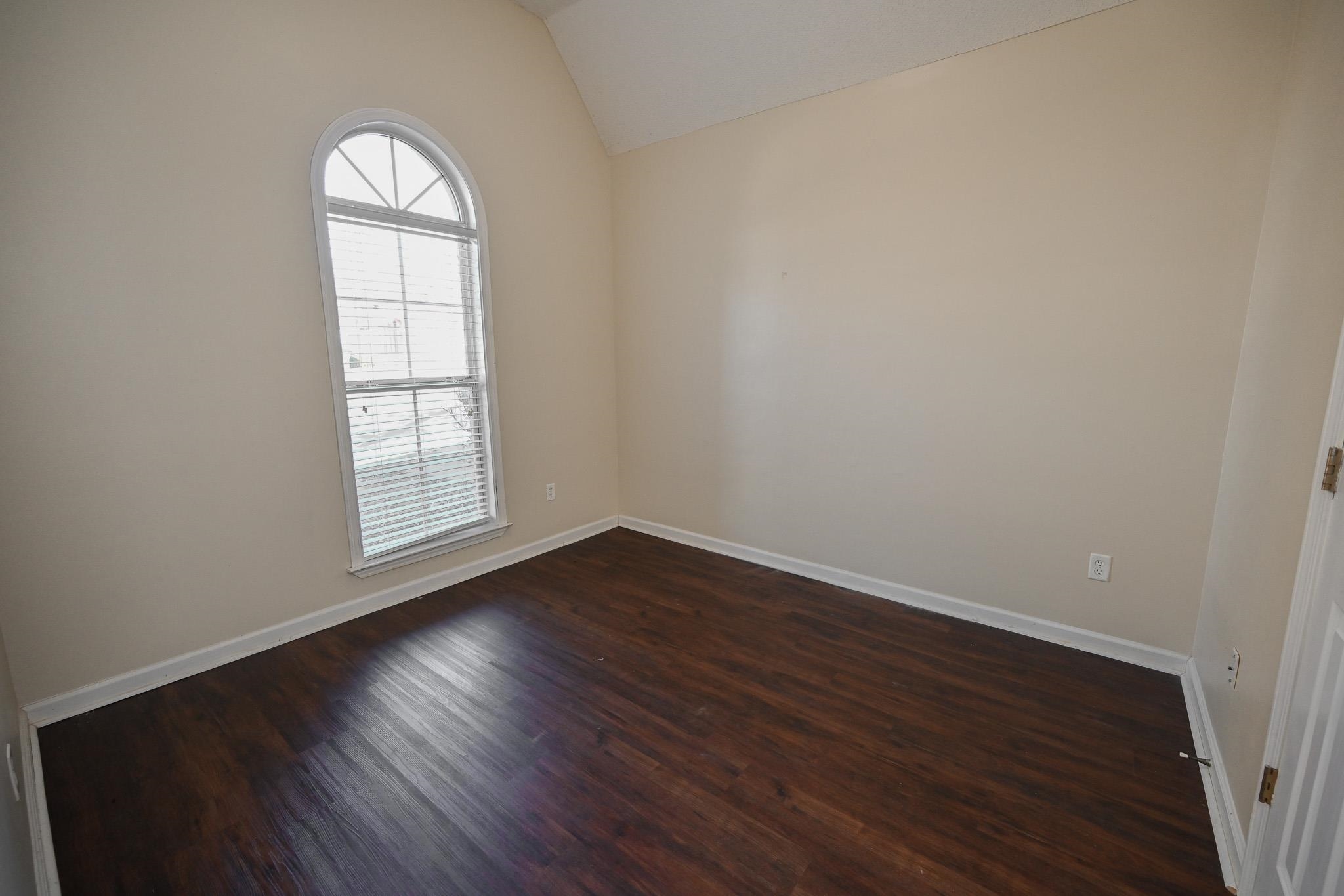 1616 Sawmill Creek Ln Property Photo 17