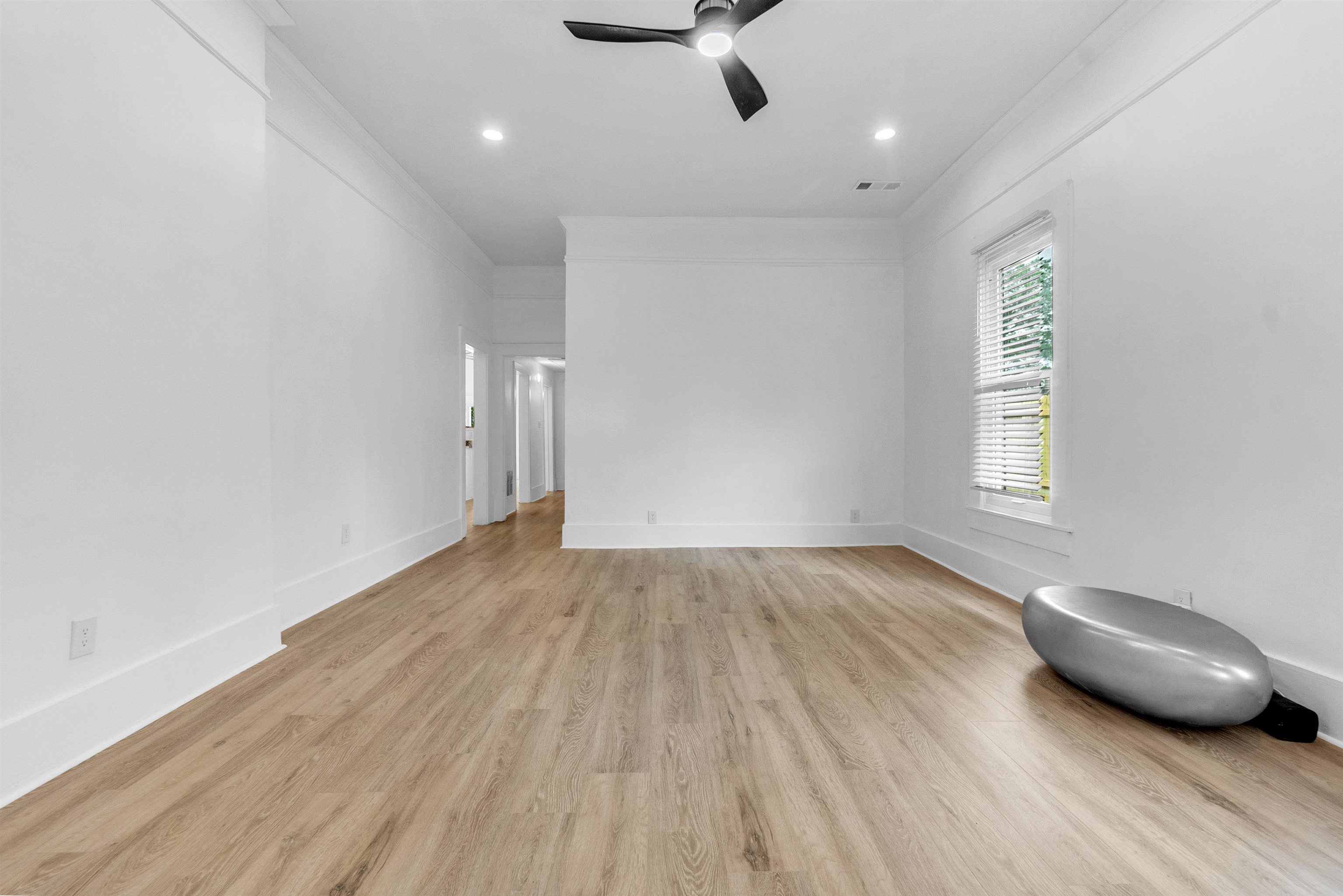 1721 Nelson Ave Property Photo 3