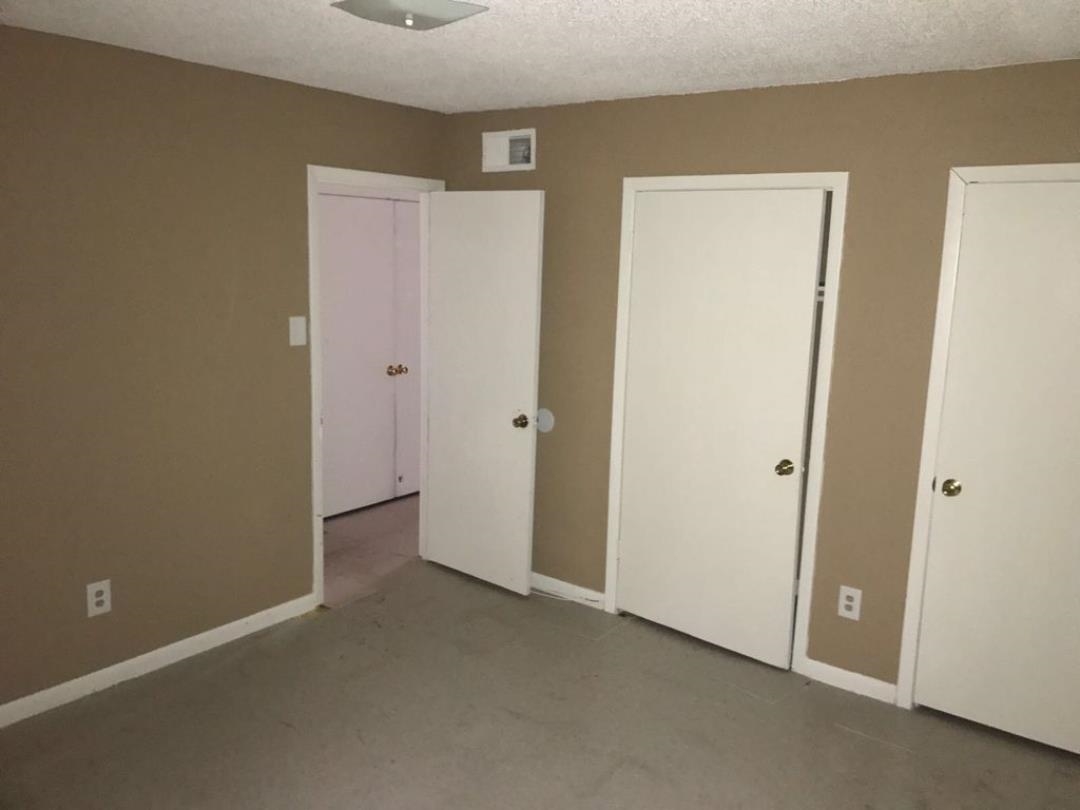 5323 Plover Dr Property Photo 6