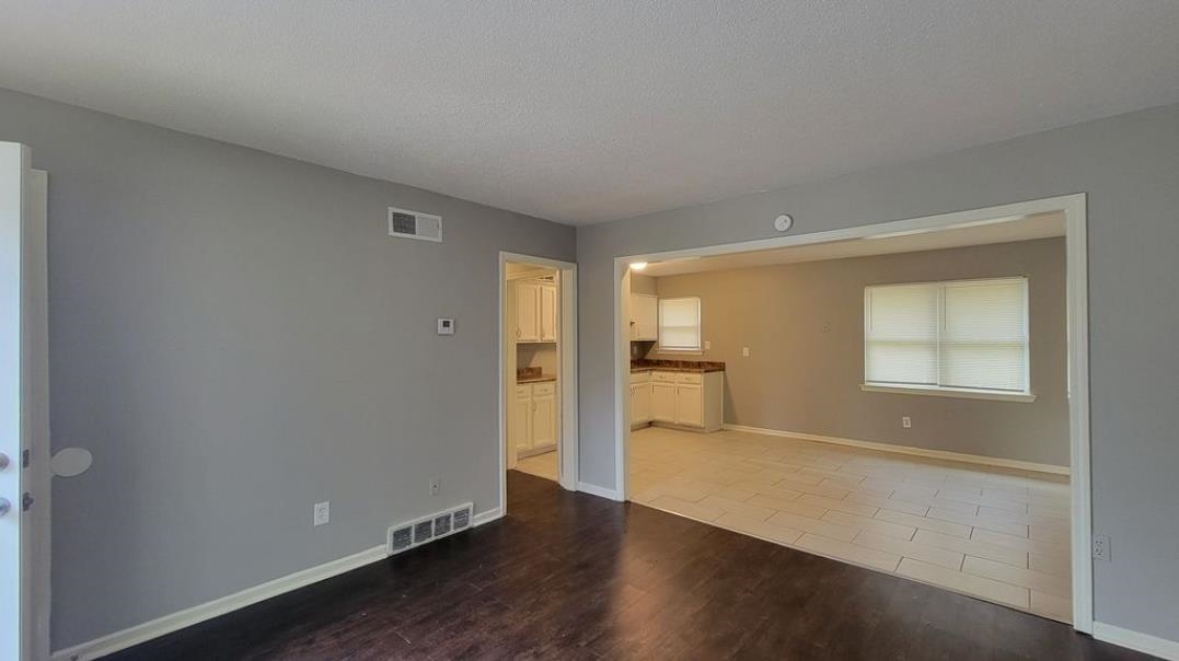 5319 Braden Dr Property Photo 5