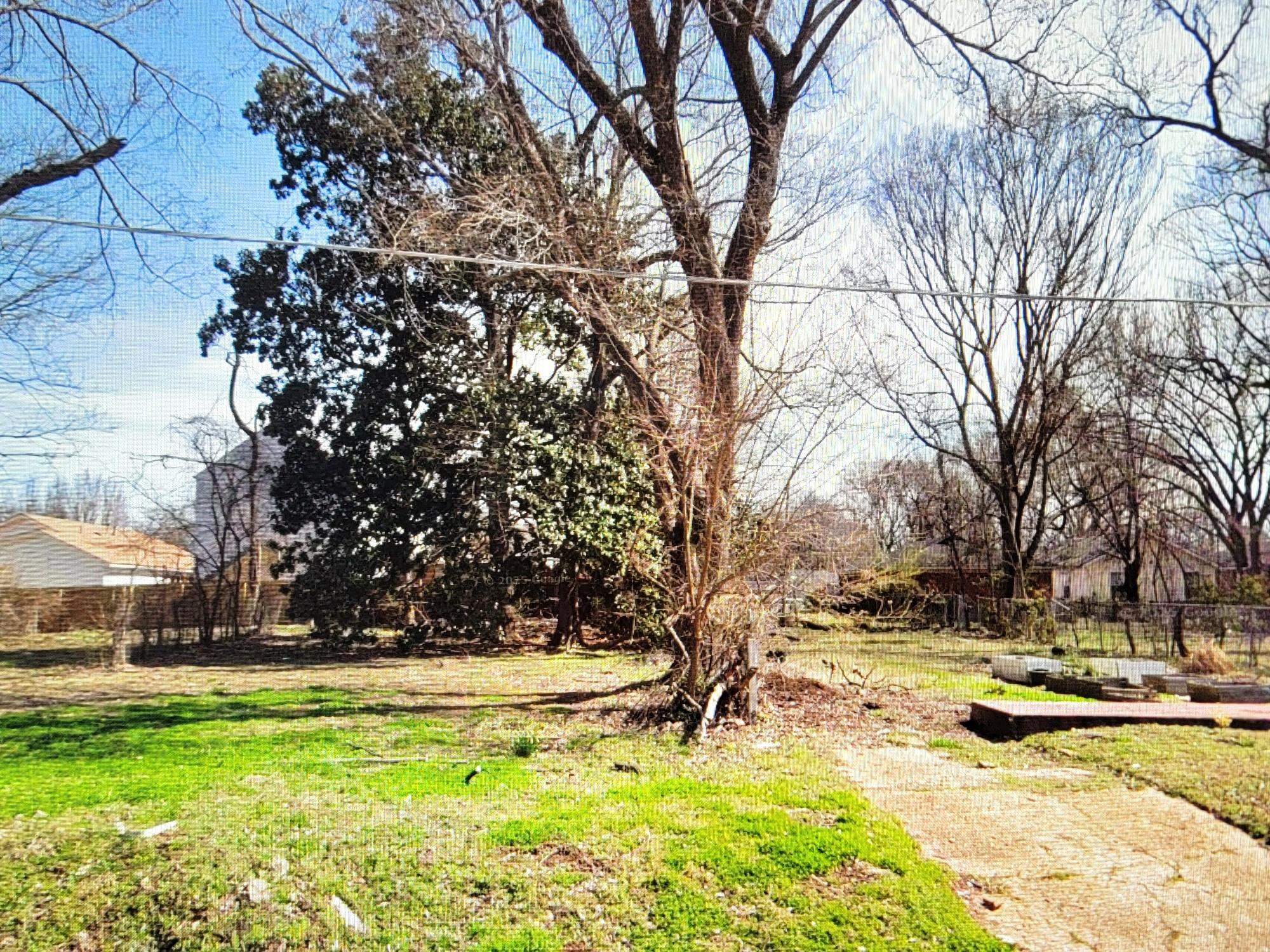 1618 Davis St Property Photo 1