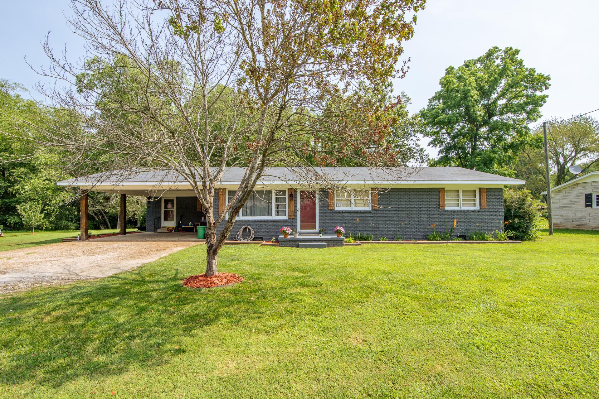5011 Sunny Acres Dr Property Photo 1