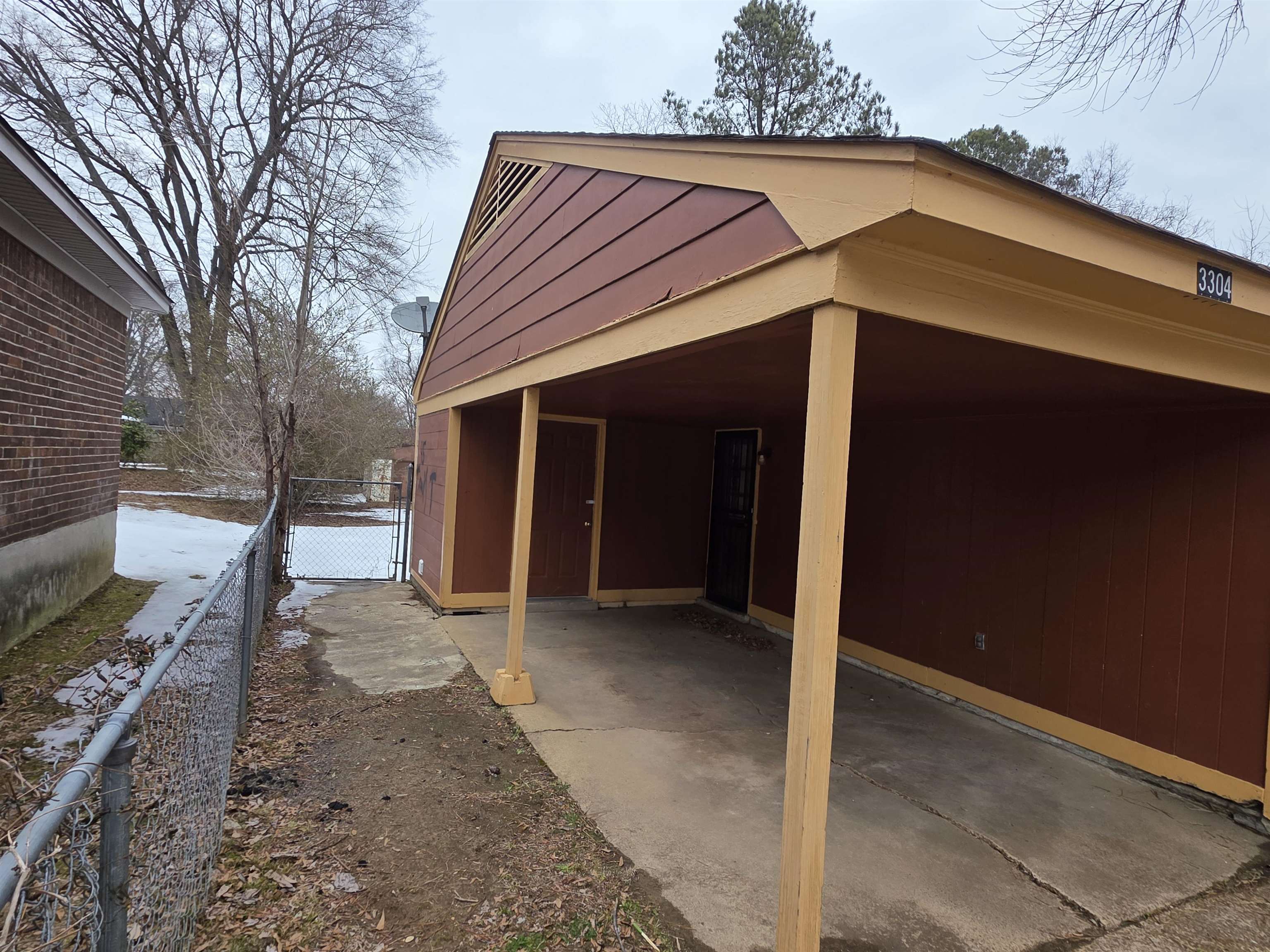 3304 Sweet Springs Dr Property Photo 4