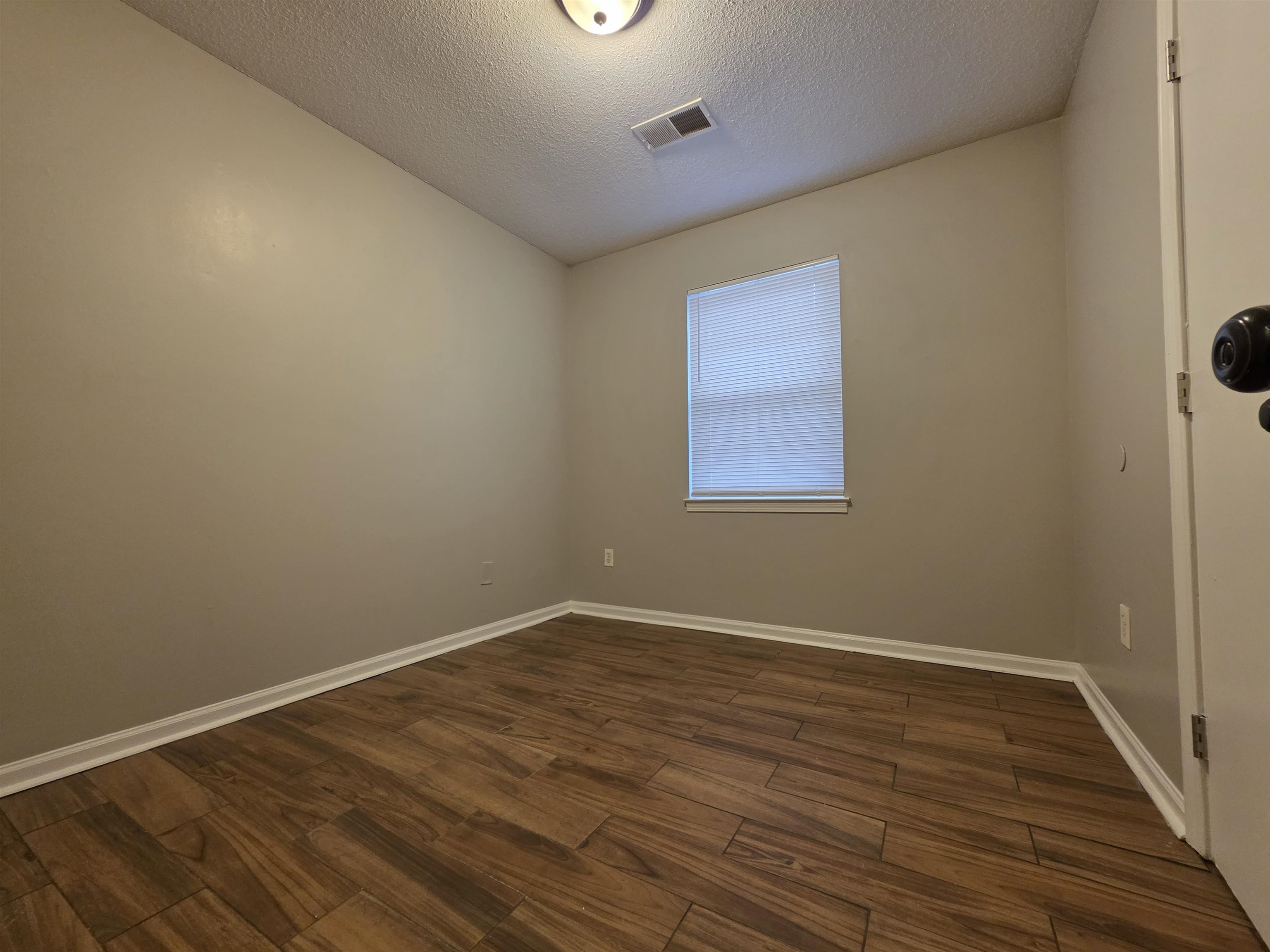3304 Sweet Springs Dr Property Photo 9