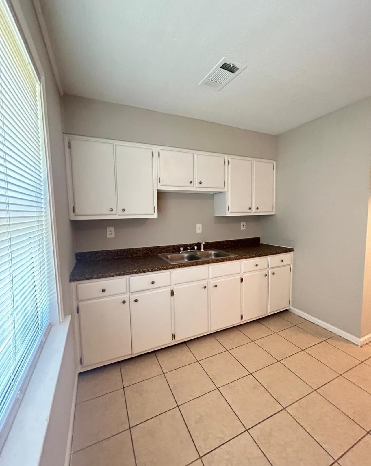 3304 Sweet Springs Dr Property Photo 19