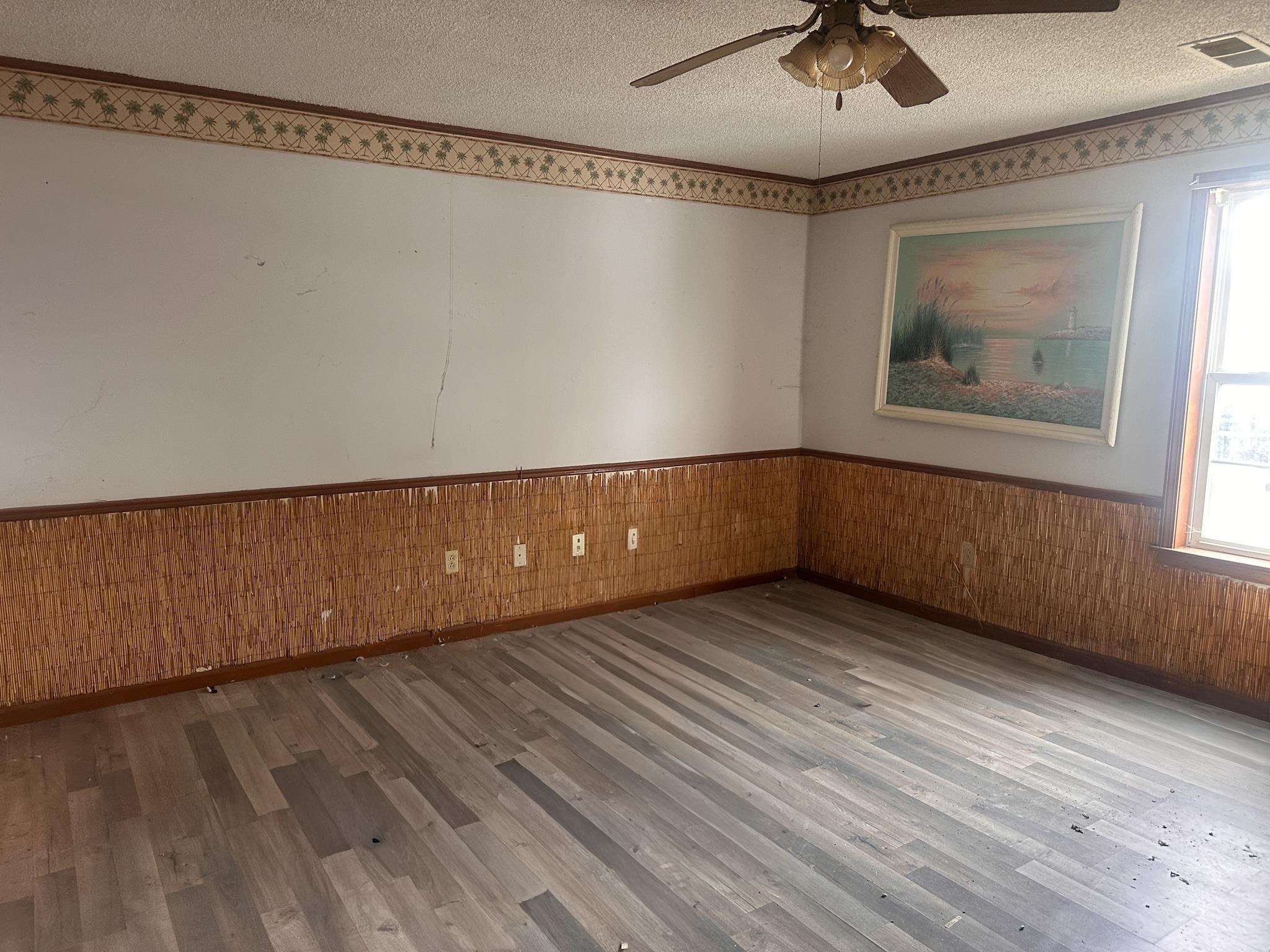 605 Junior Dr Property Photo 9