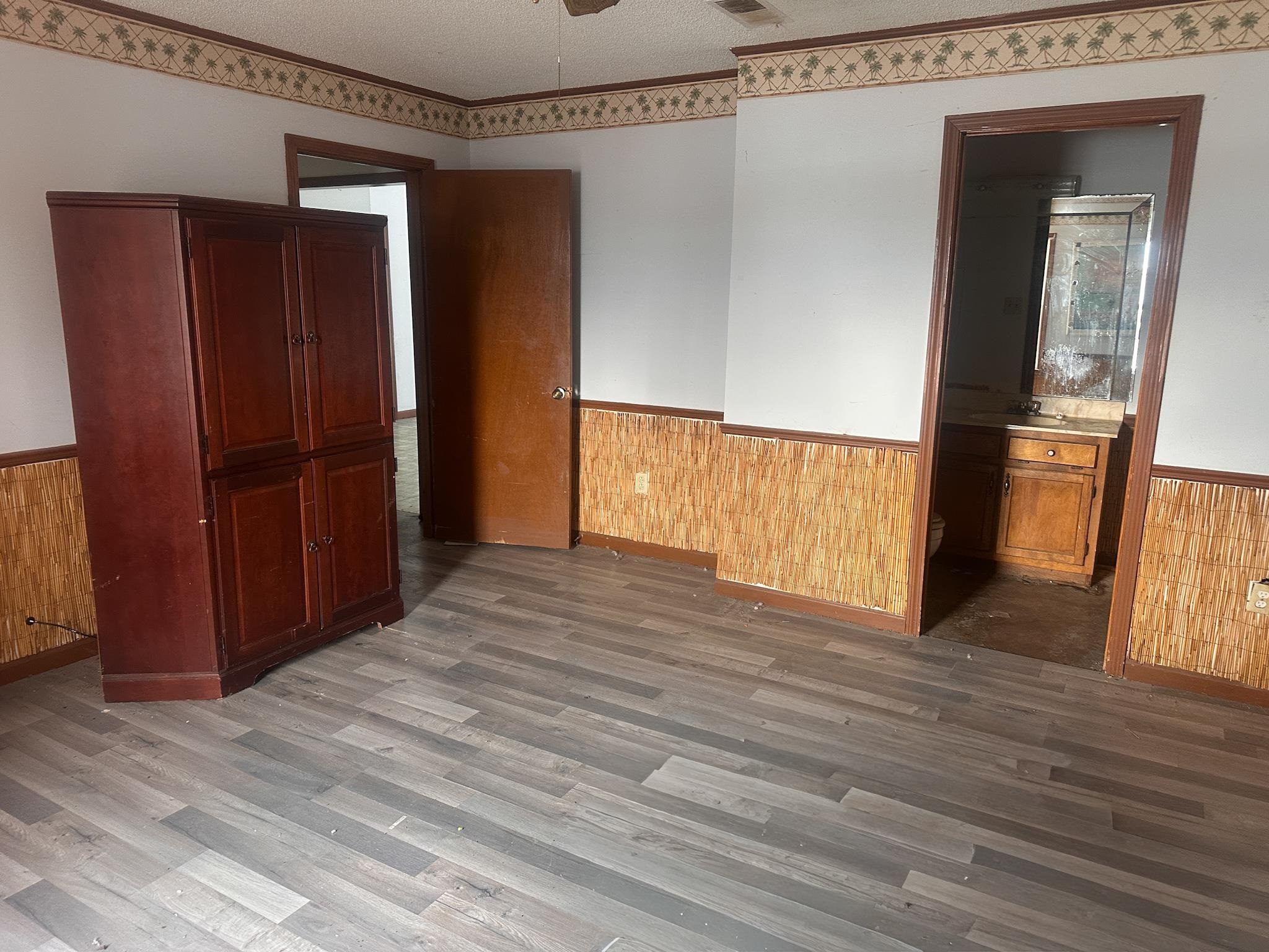 605 Junior Dr Property Photo 11