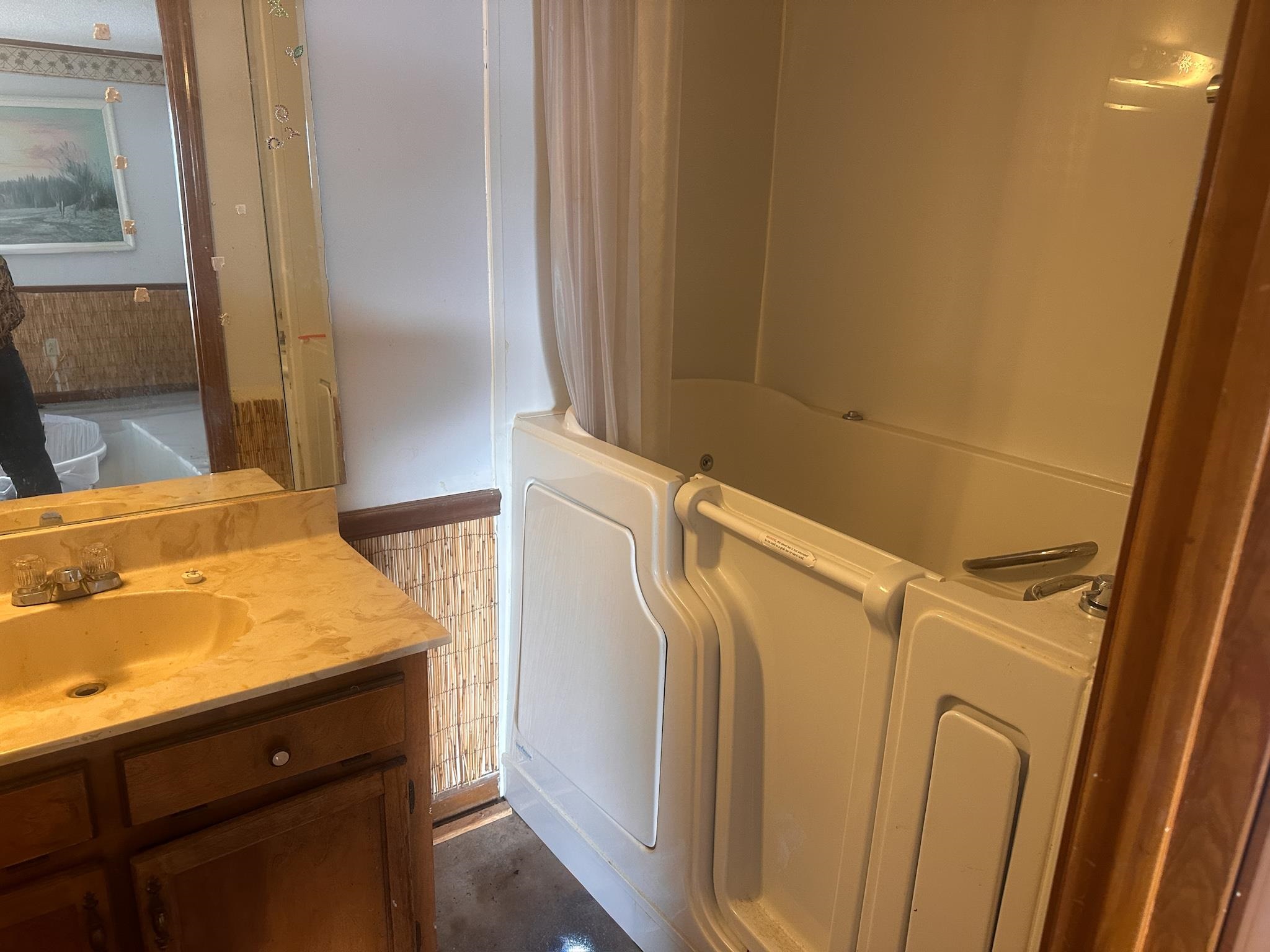 605 Junior Dr Property Photo 12
