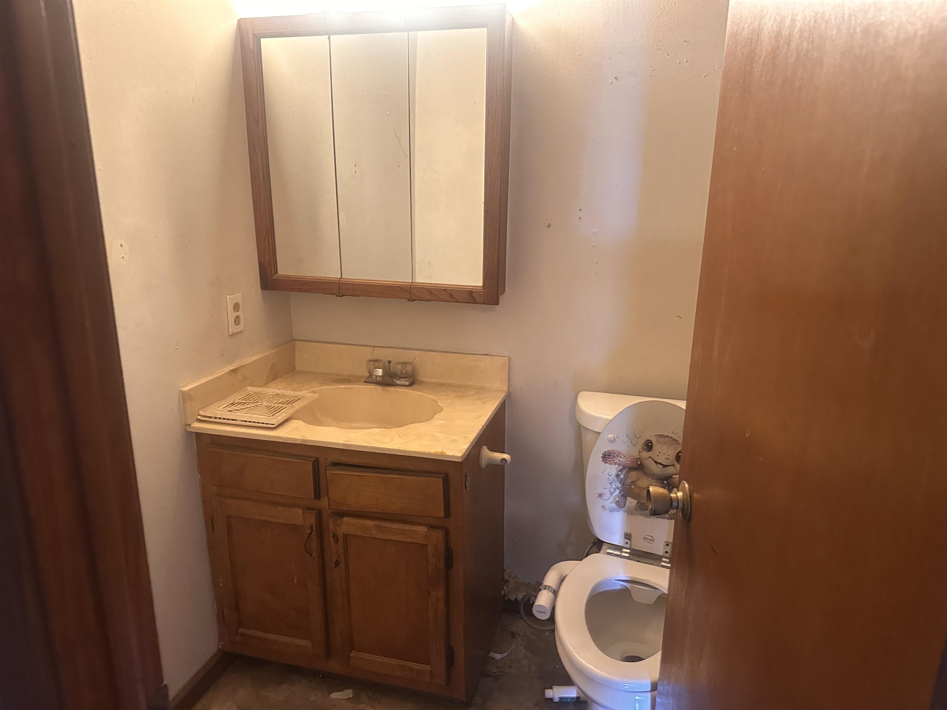605 Junior Dr Property Photo 13