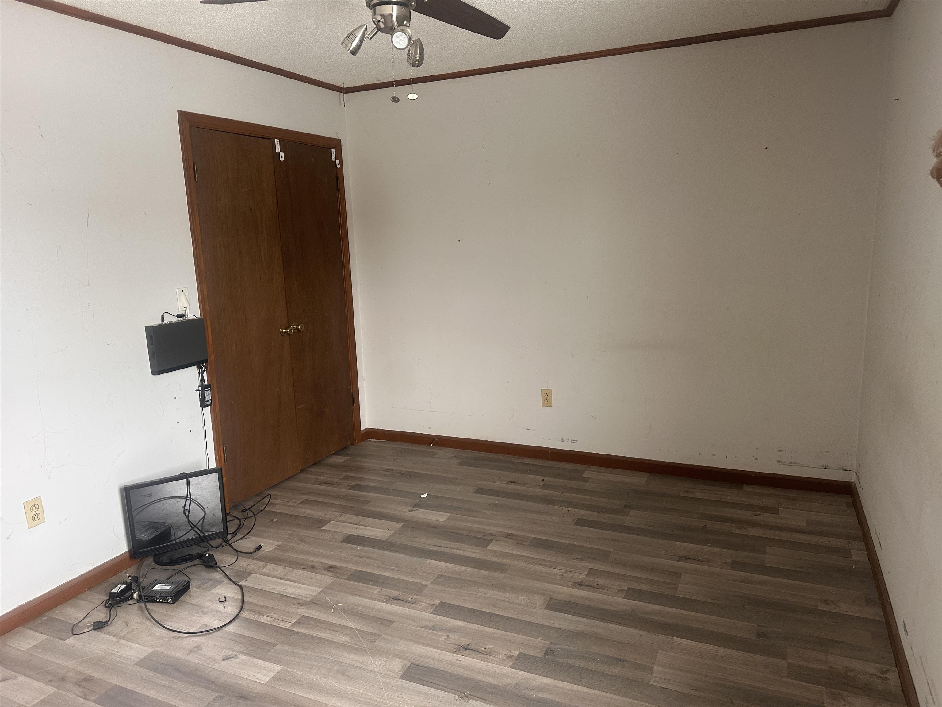 605 Junior Dr Property Photo 18