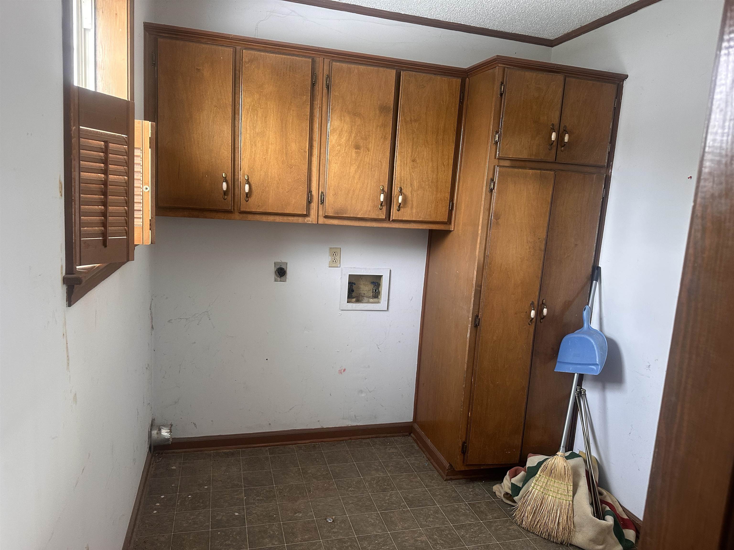 605 Junior Dr Property Photo 19