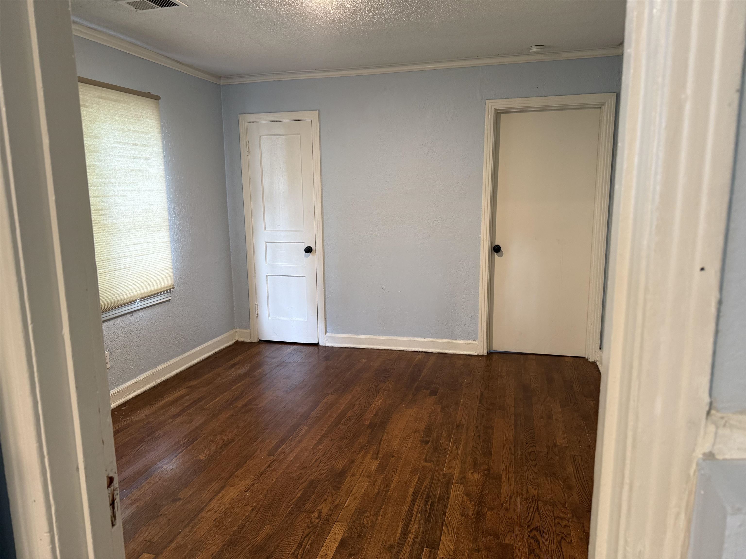 1248 Meda St Property Photo 9