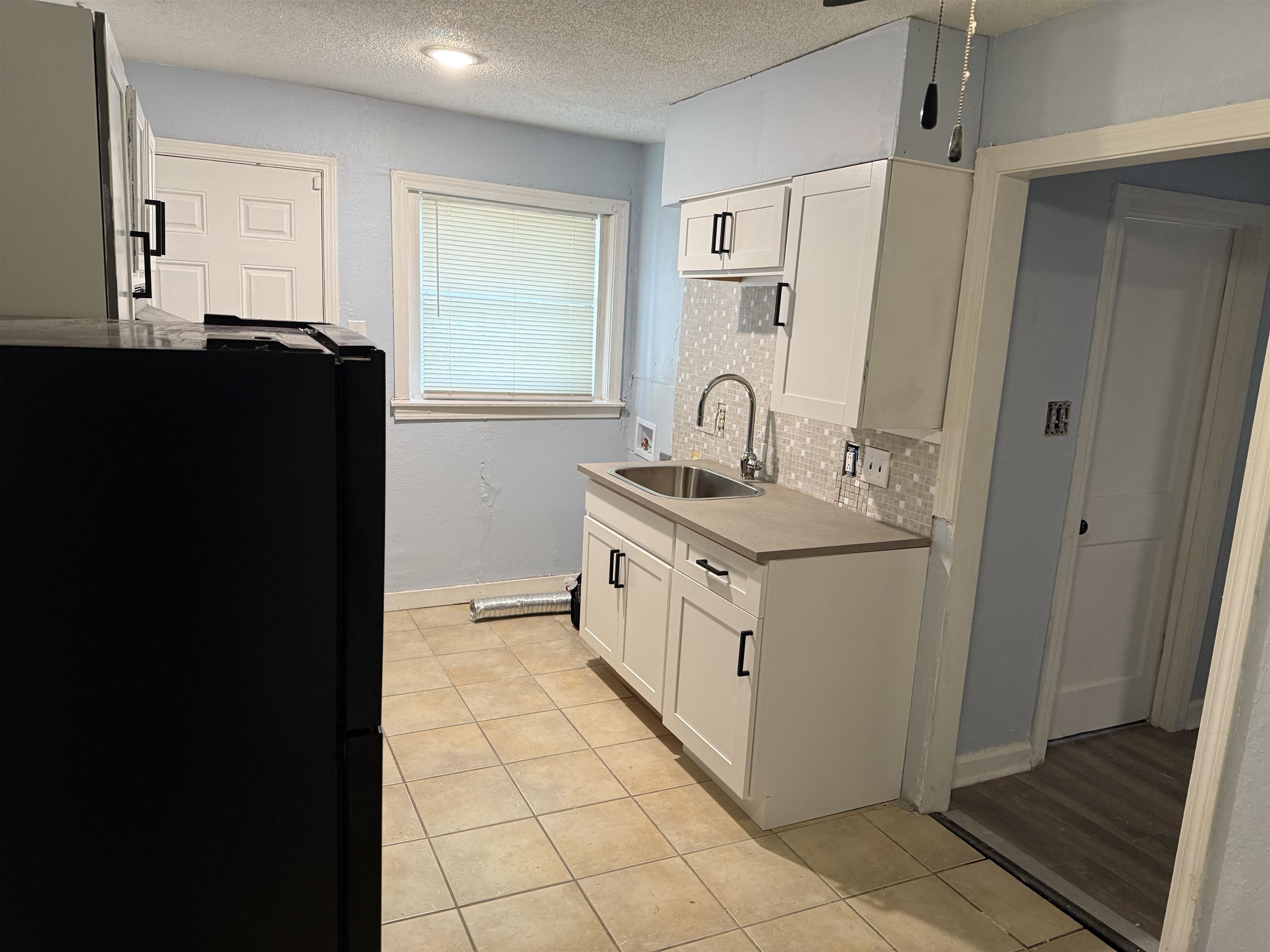 1248 Meda St Property Photo 19