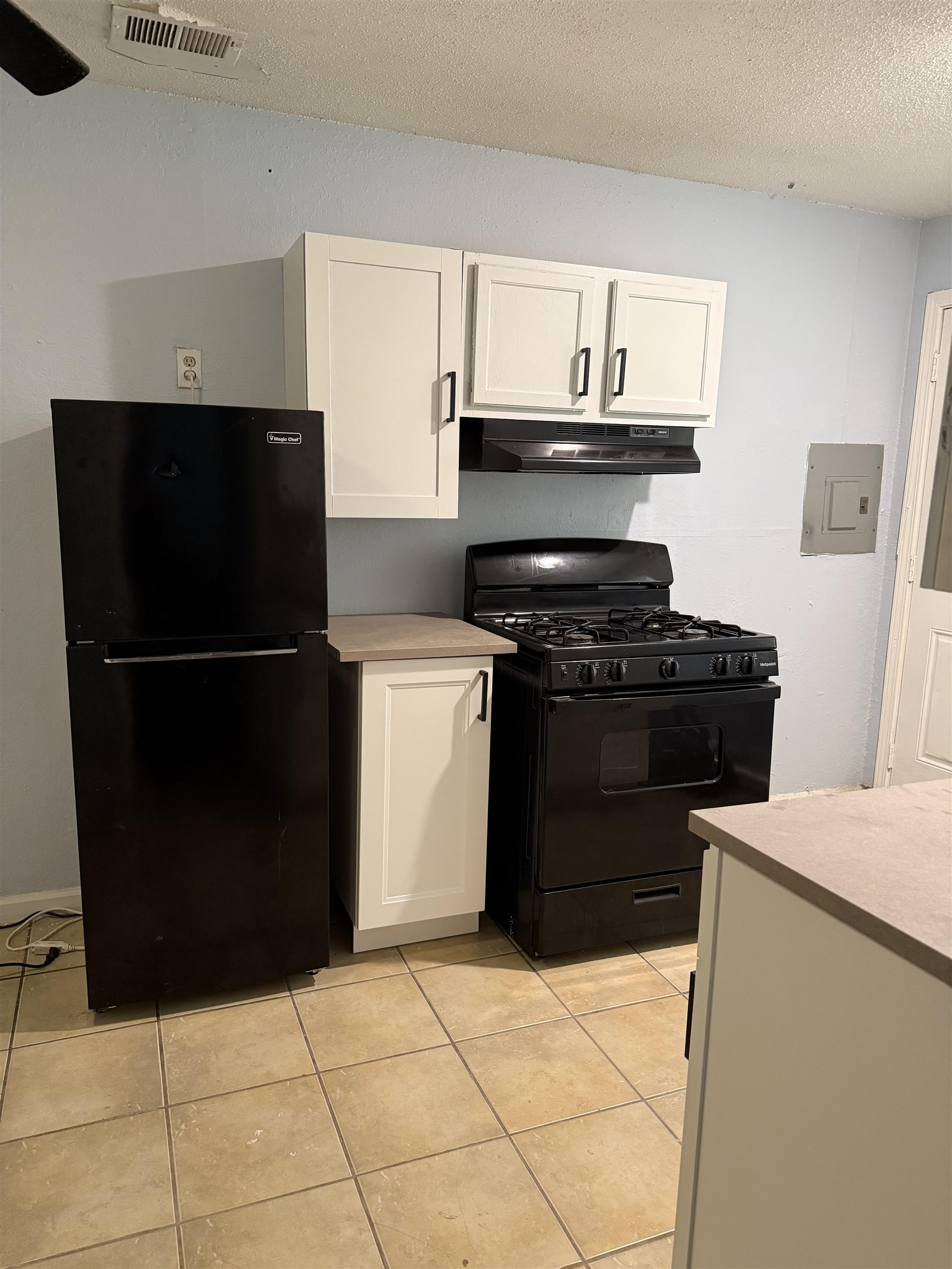 1248 Meda St Property Photo 21