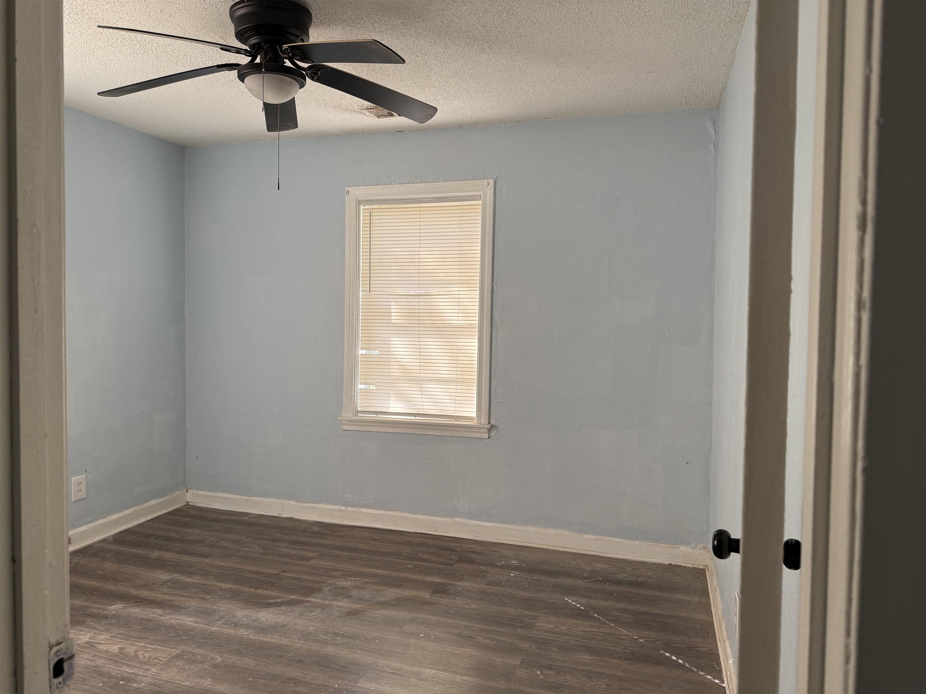 1248 Meda St Property Photo 23