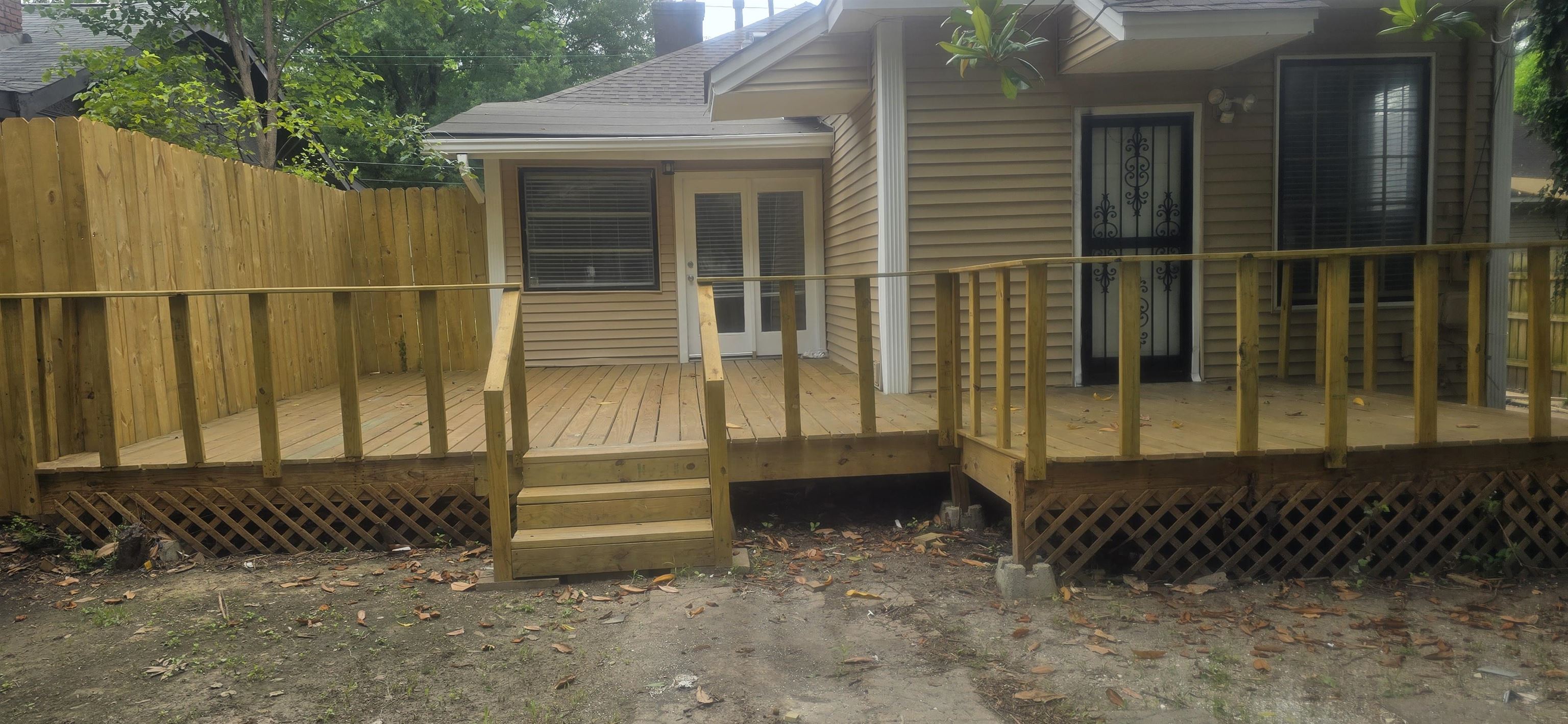 2311 York Ave Property Photo 4