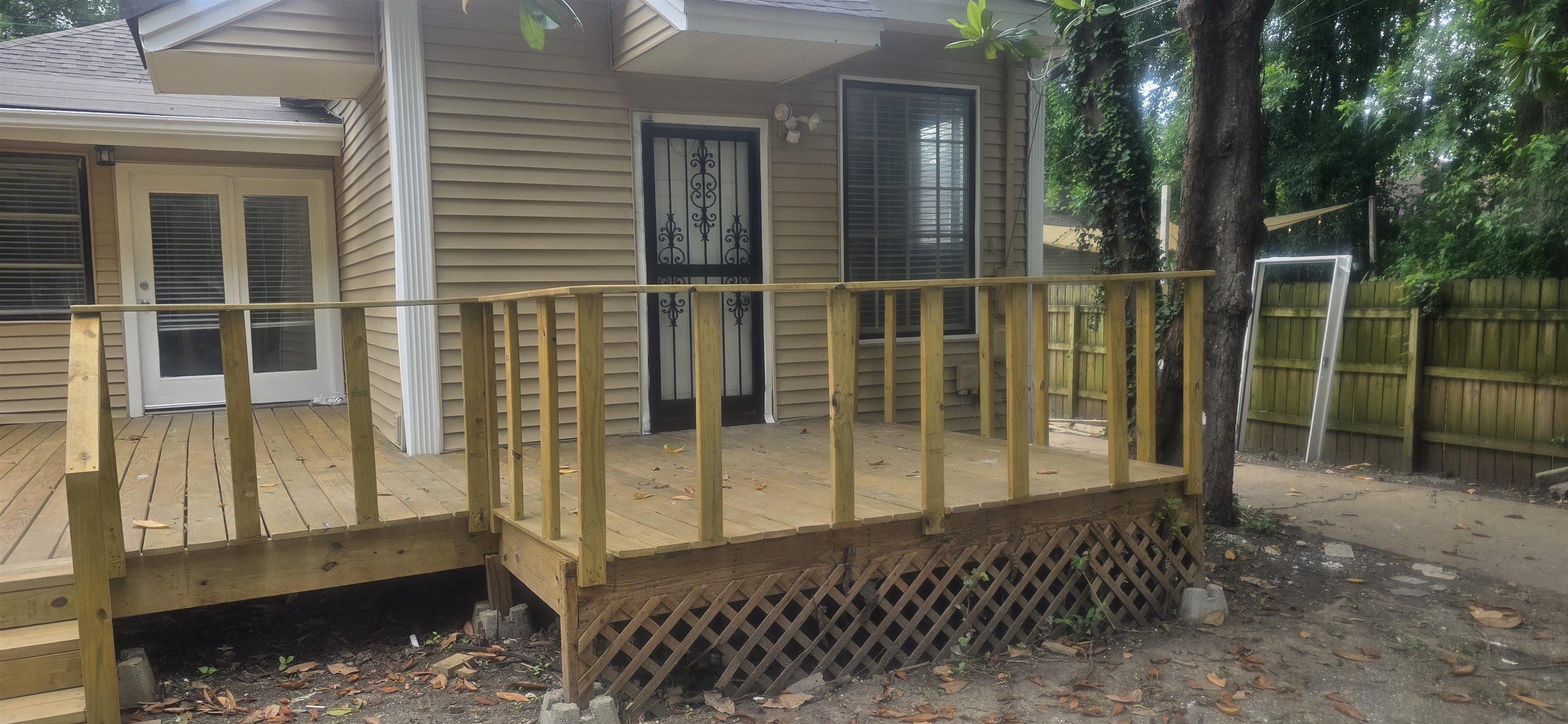 2311 York Ave Property Photo 5