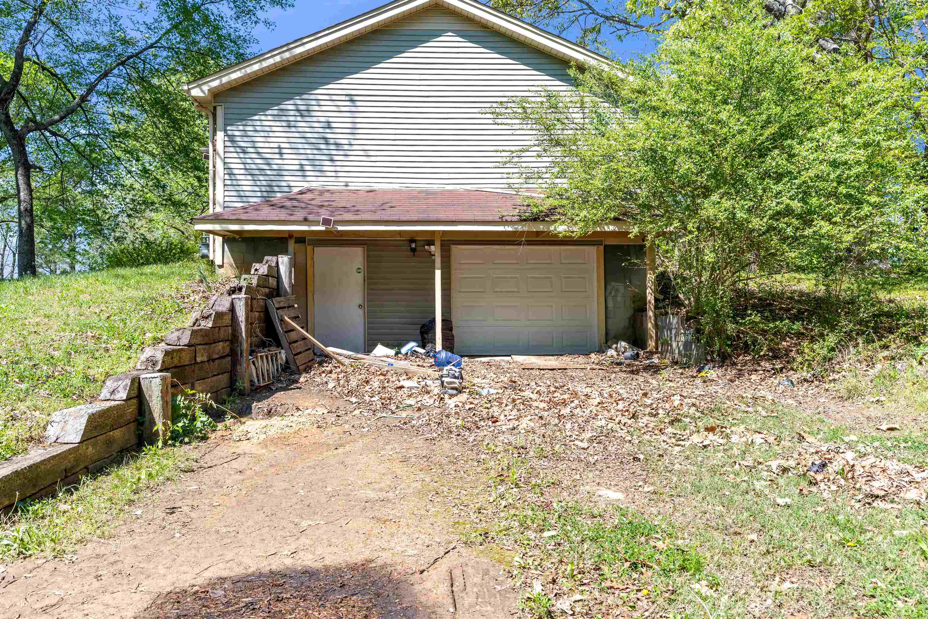 10320 Macon Rd Property Photo 7