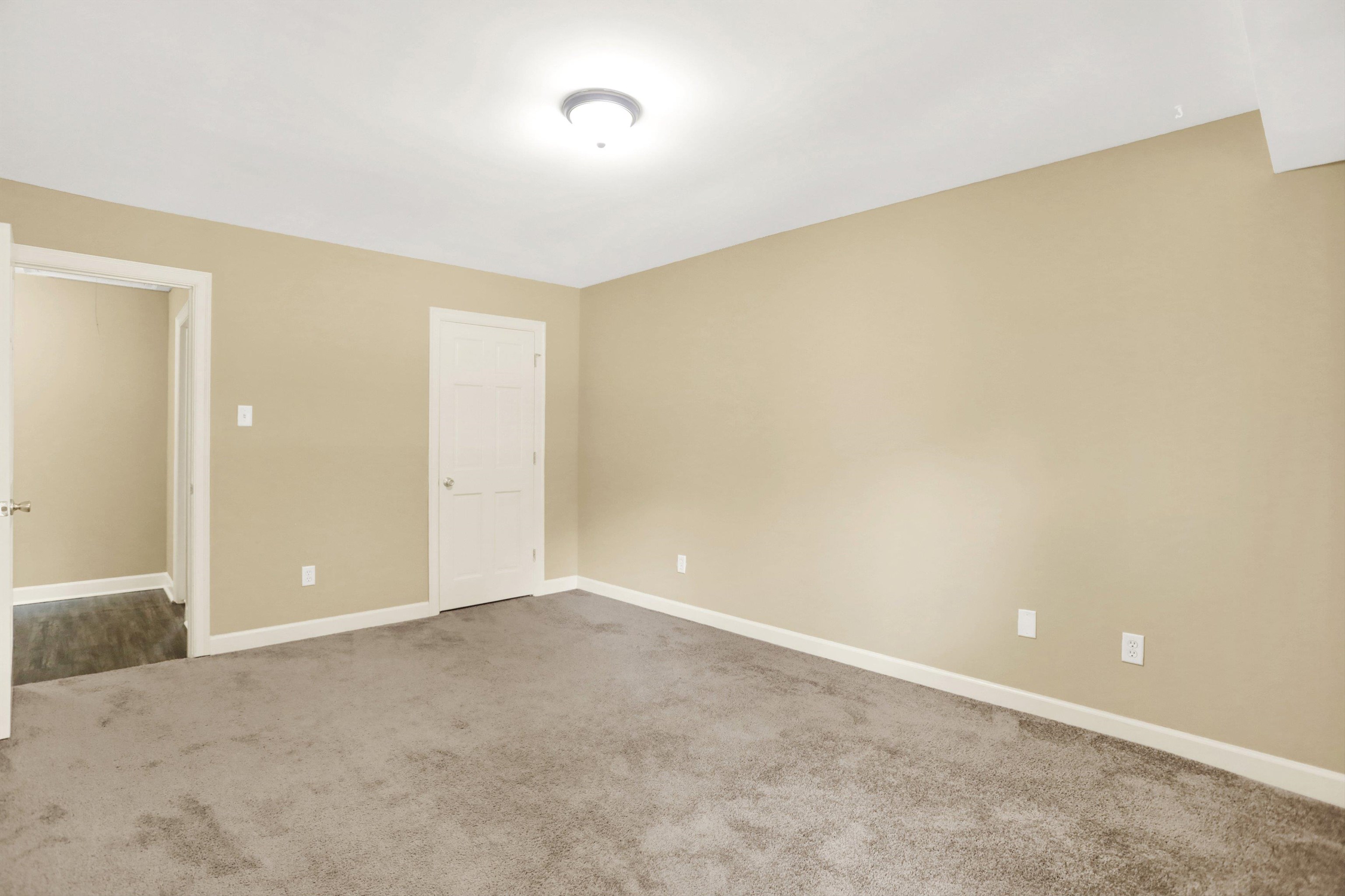 697 S Belvedere Blvd B Property Photo 34