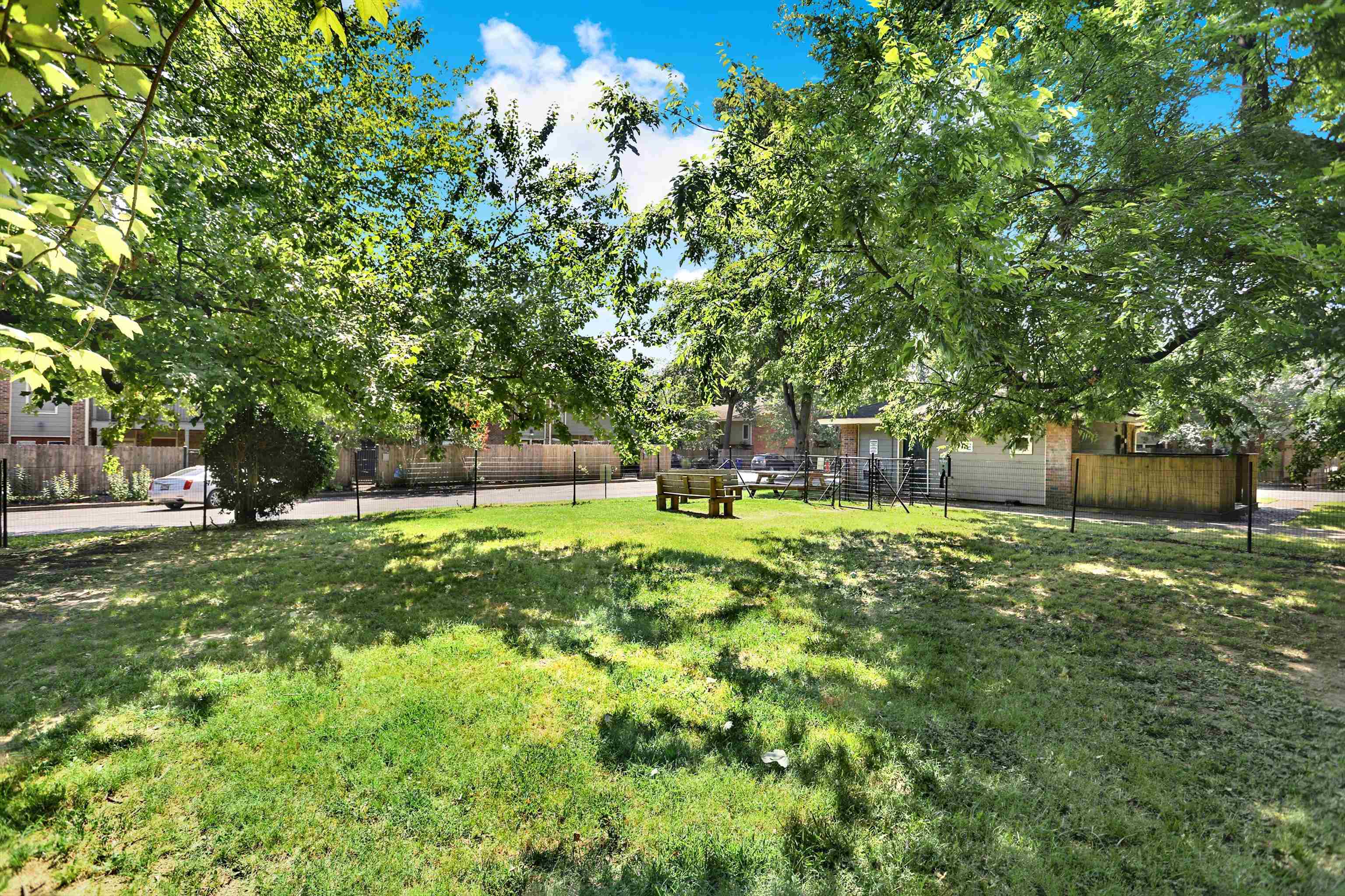 697 S Belvedere Blvd B Property Photo 37