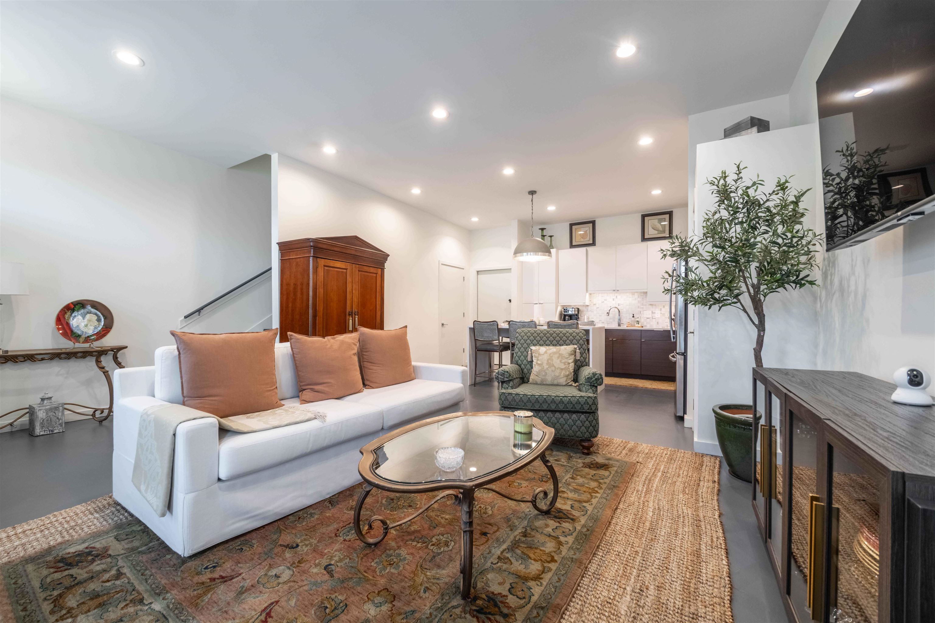 462 Frontline Cv Property Photo 8